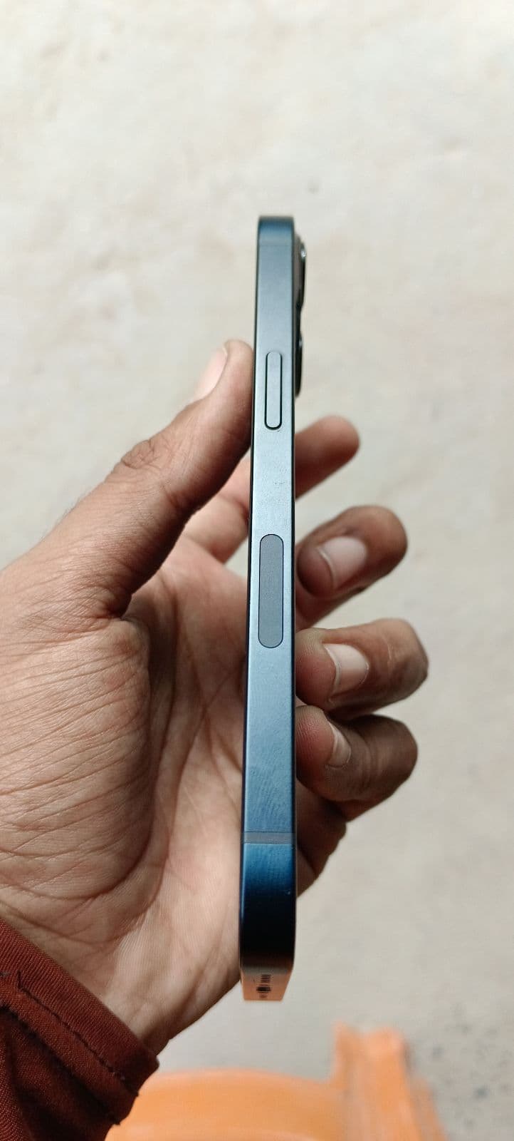Apple iPhone 13 128GB in Blue — photo 5