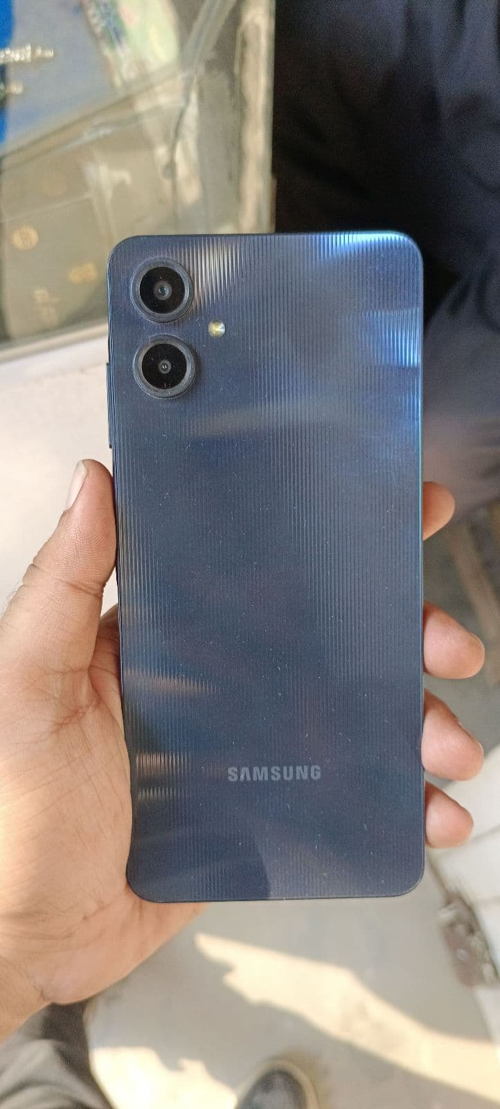 Galaxy A06 · 4GB / 128GB