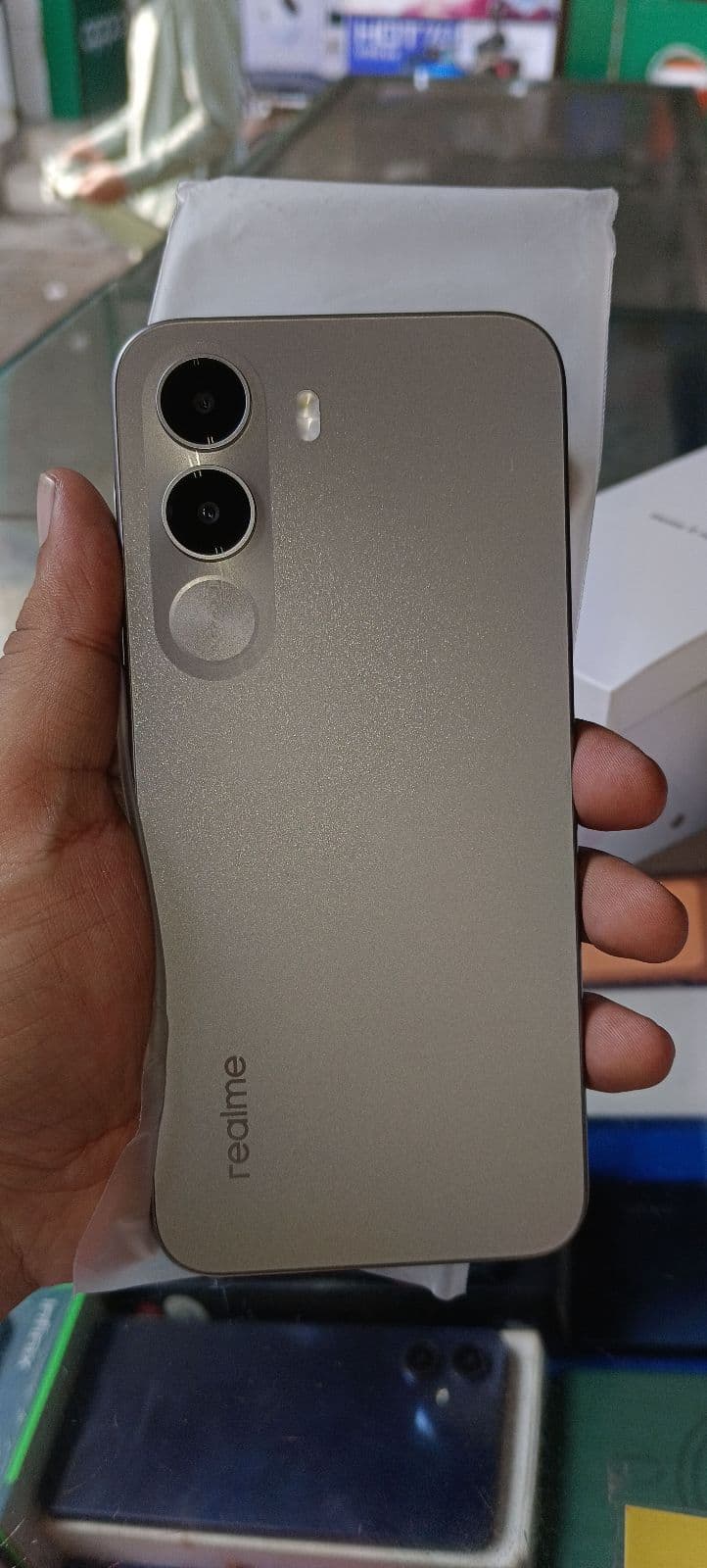 Realme C100i 6GB / 128GB in Dusk Gray — photo 5