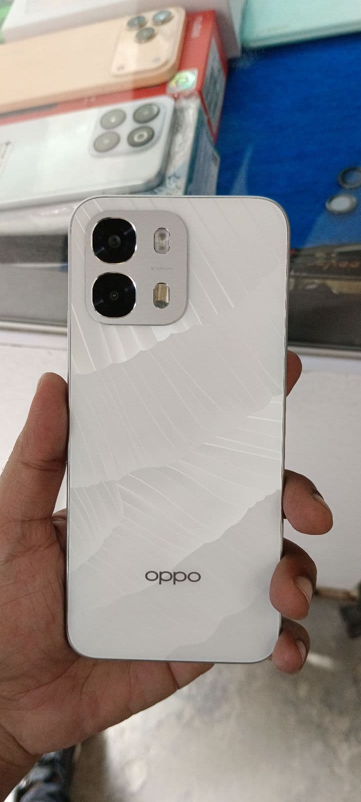 Oppo A6s · 8GB / 256GB