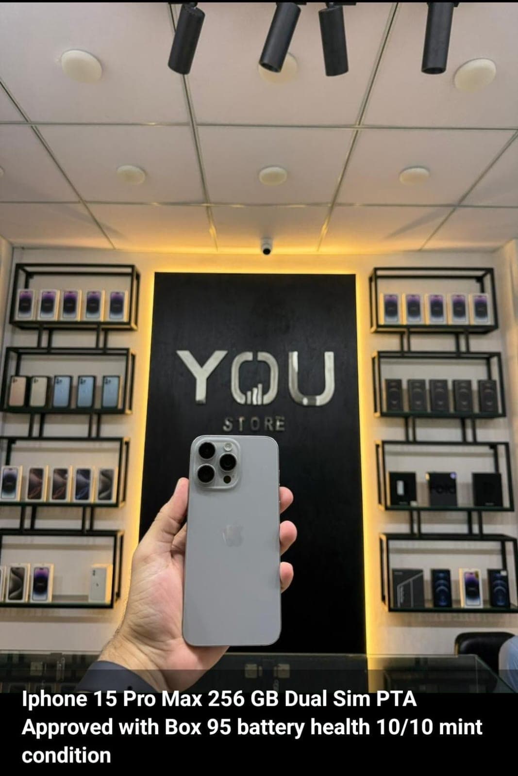 Apple iPhone 15 Pro Max 256GB in Natural Titanium — photo 2