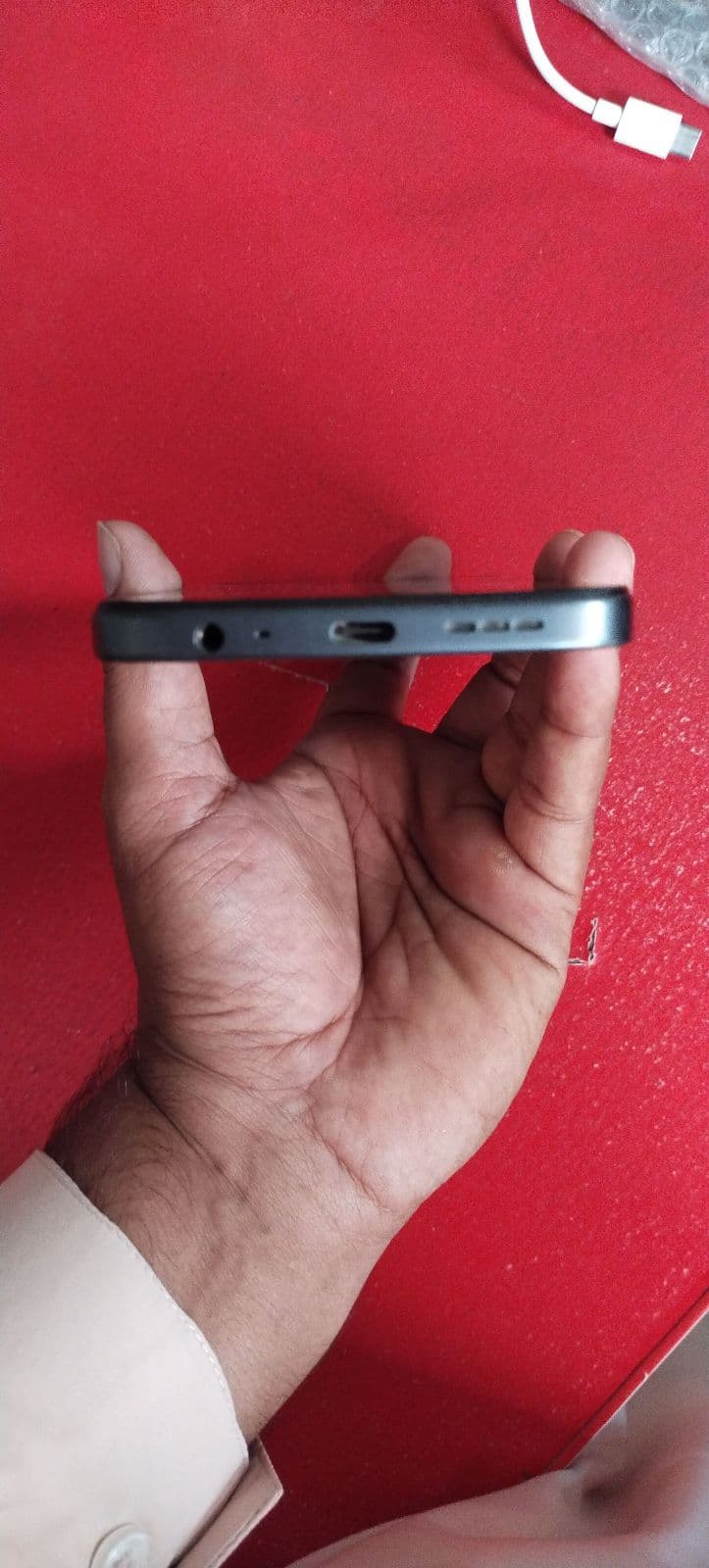 Tecno Spark 50 6GB / 128GB in Ink Black — photo 4