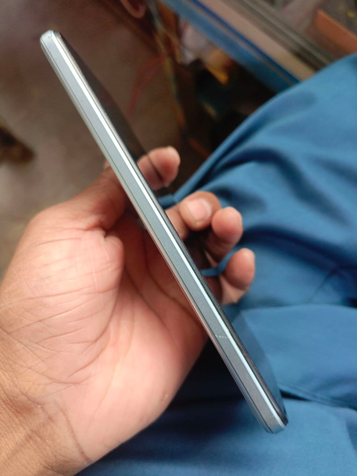 Vivo Y21 4GB / 64GB in Diamond Glow — photo 2