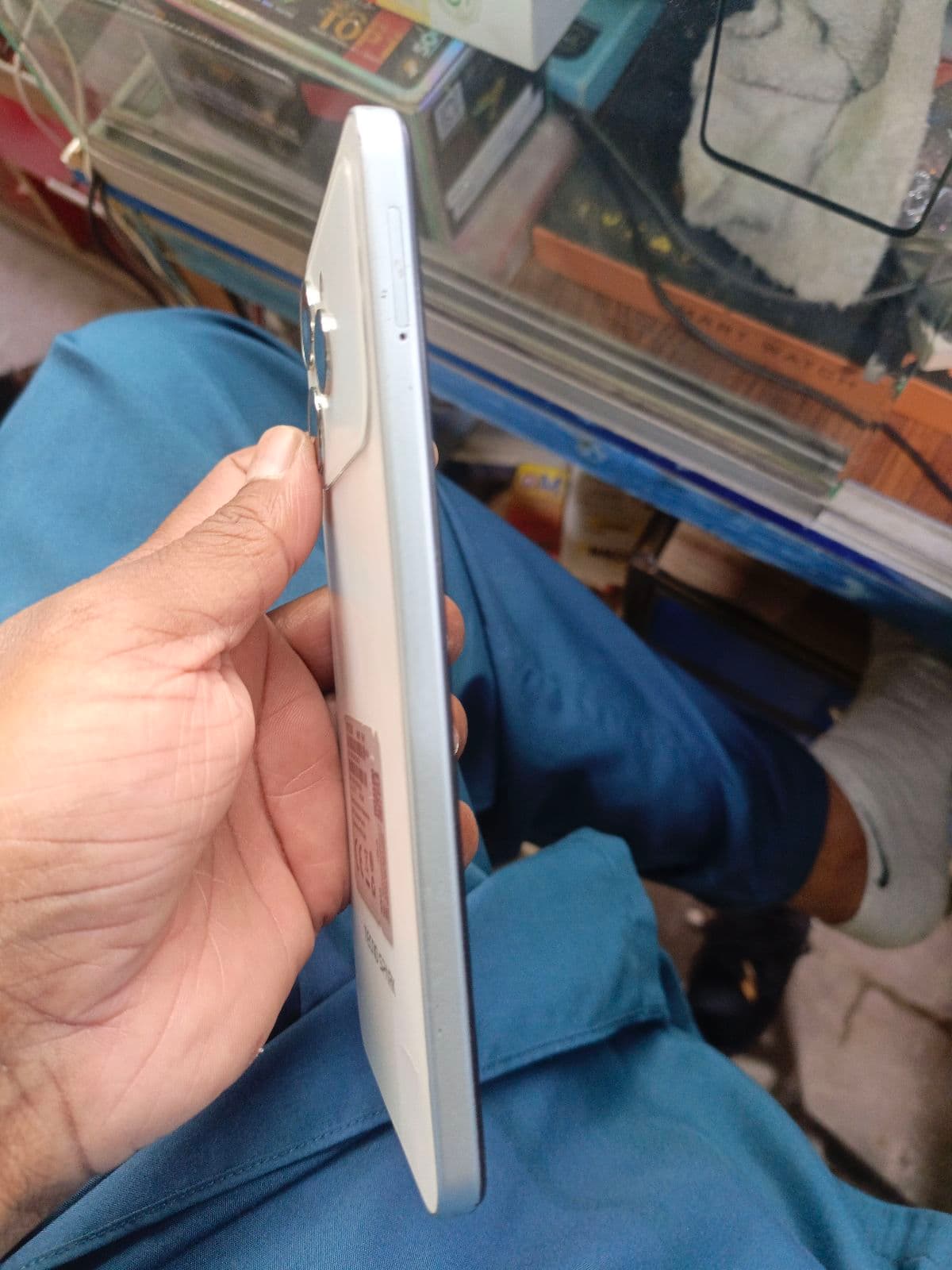 Tecno Spark 40 6GB / 128GB in Veil White — photo 2