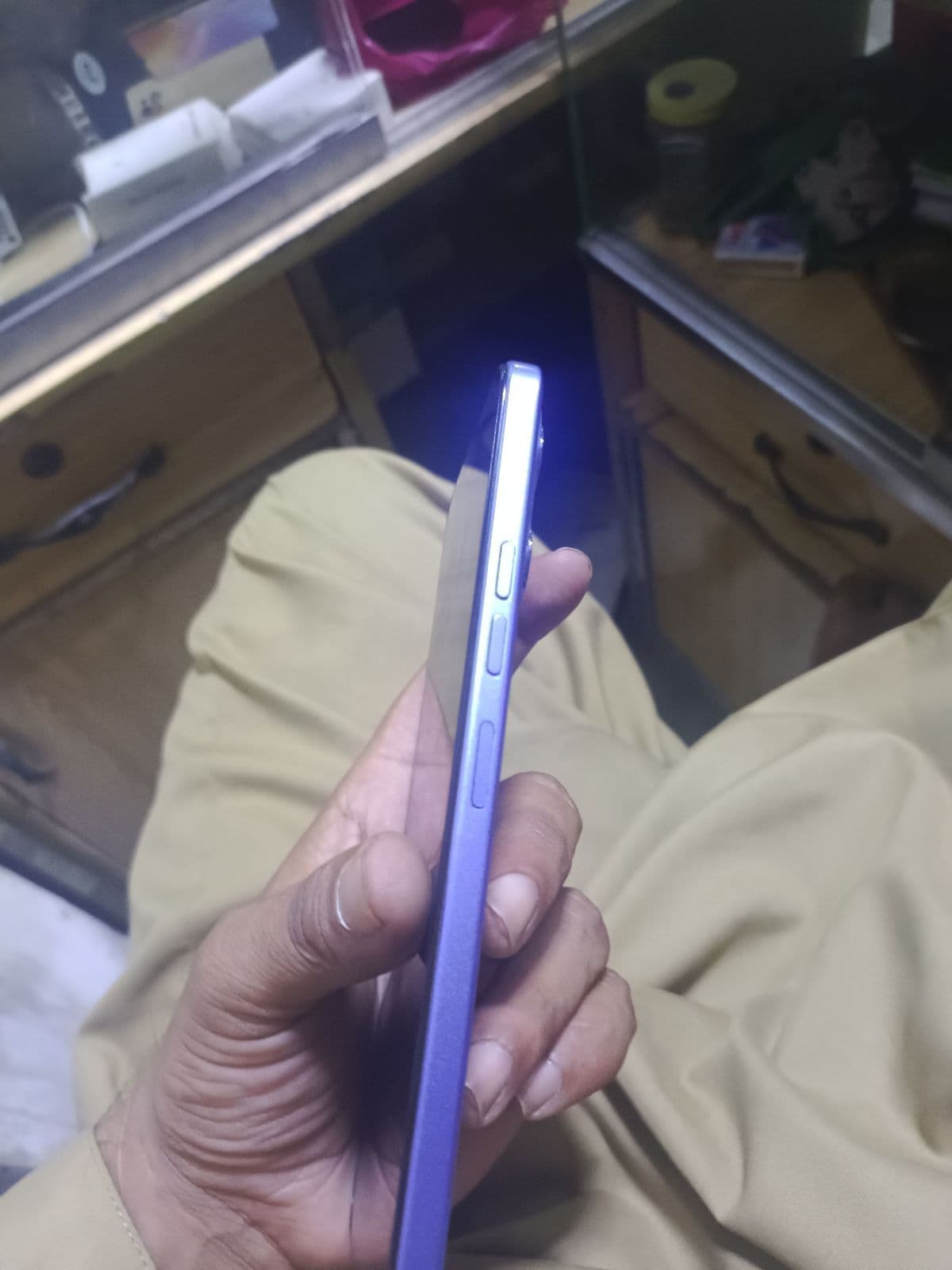 Tecno Spark 40 6GB / 128GB in Mirage Blue — photo 4