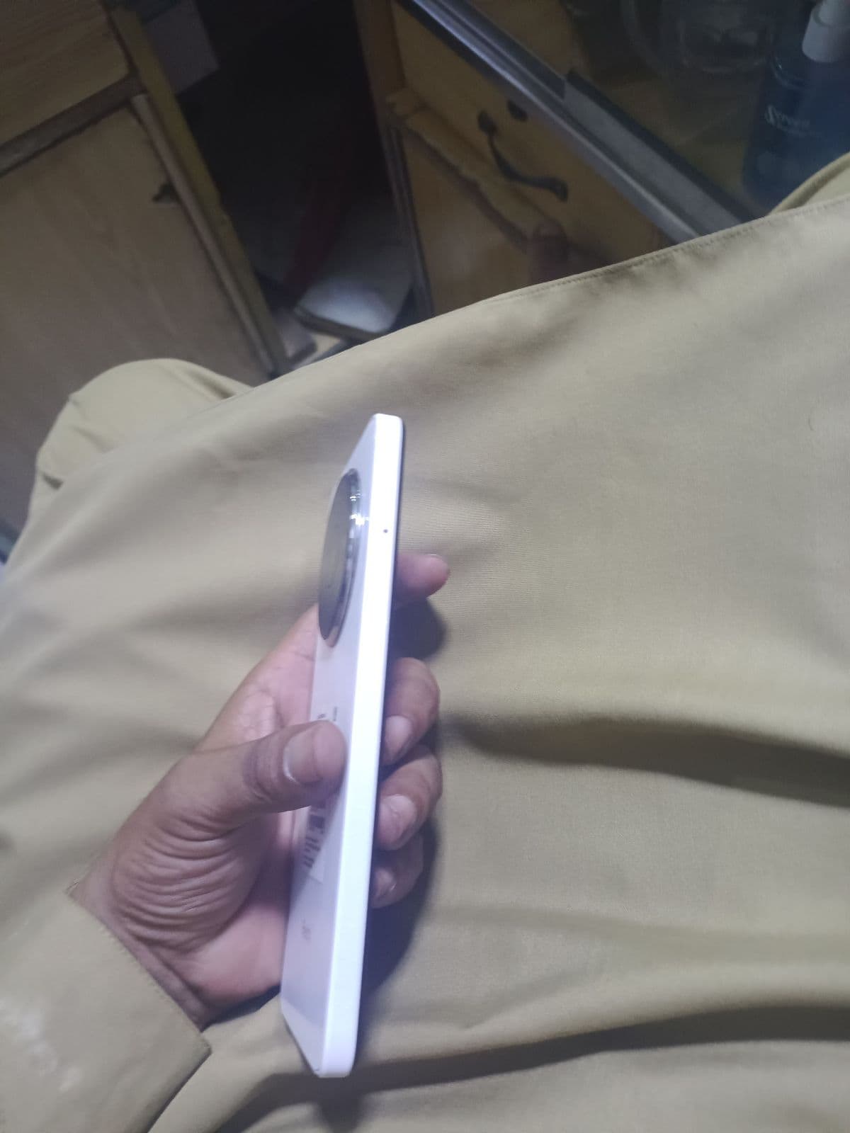Xiaomi Redmi A3x 3GB / 64GB in Moonlight White — photo 3