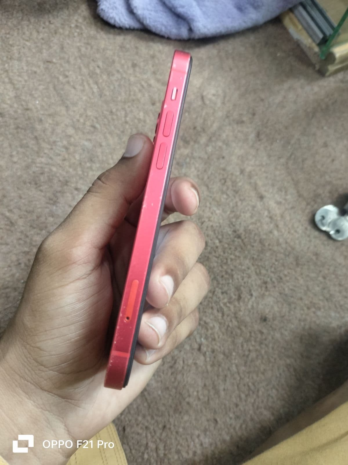 Apple iPhone 12 64GB in (PRODUCT)RED — photo 3