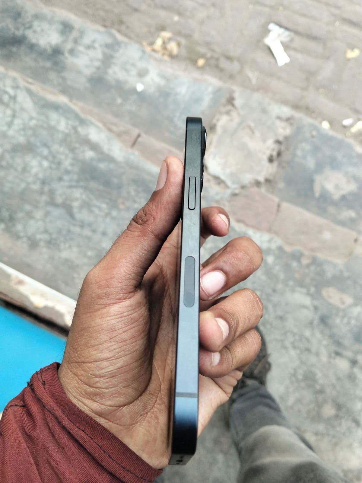Apple iPhone 13 128GB in Green — photo 5