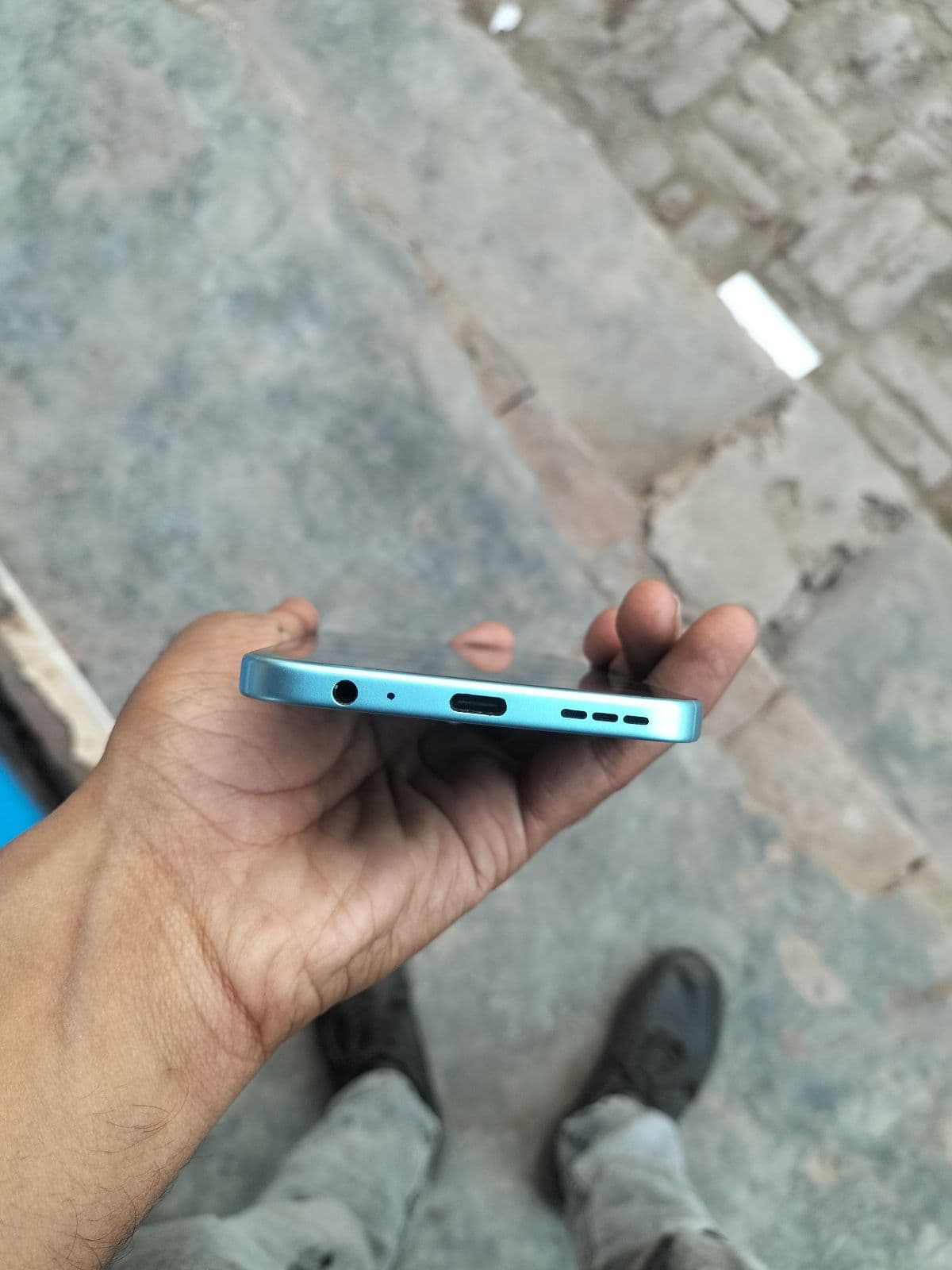 Infinix Hot 60 Pro 8GB / 128GB in Sapphire Blue — photo 4