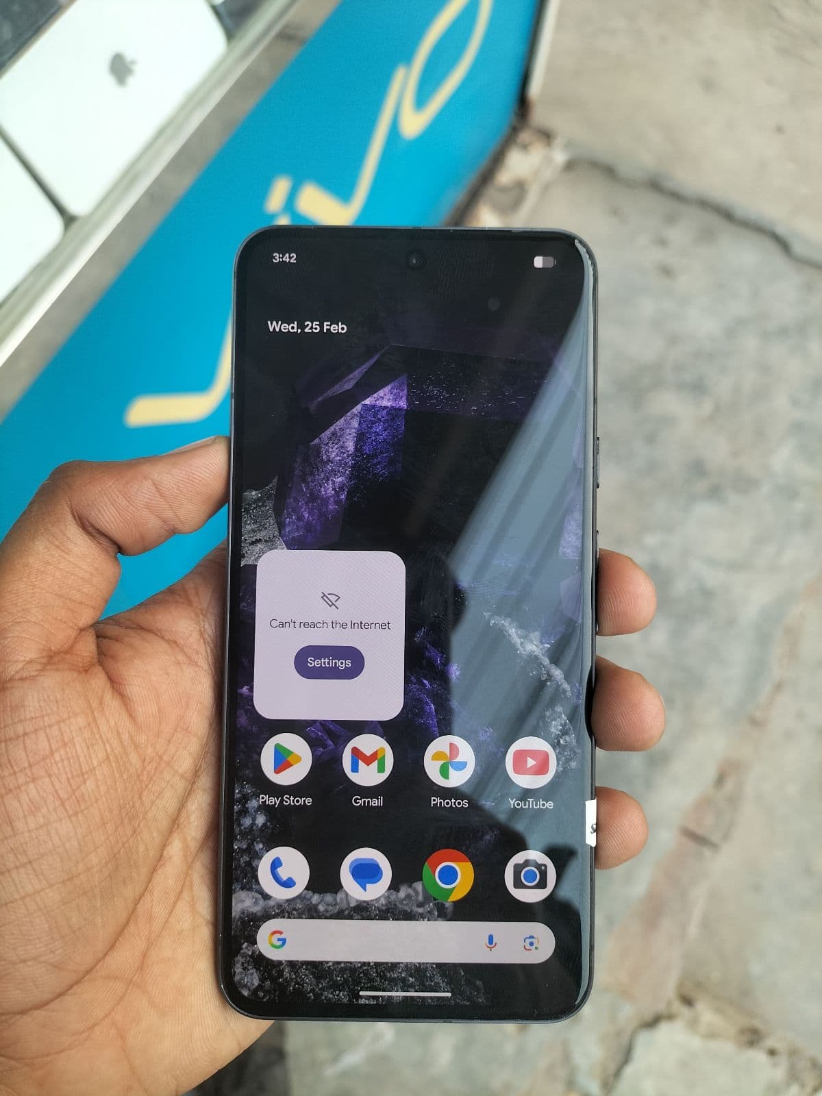 Google Pixel 8a 8GB / 128GB in Obsidian — photo 2