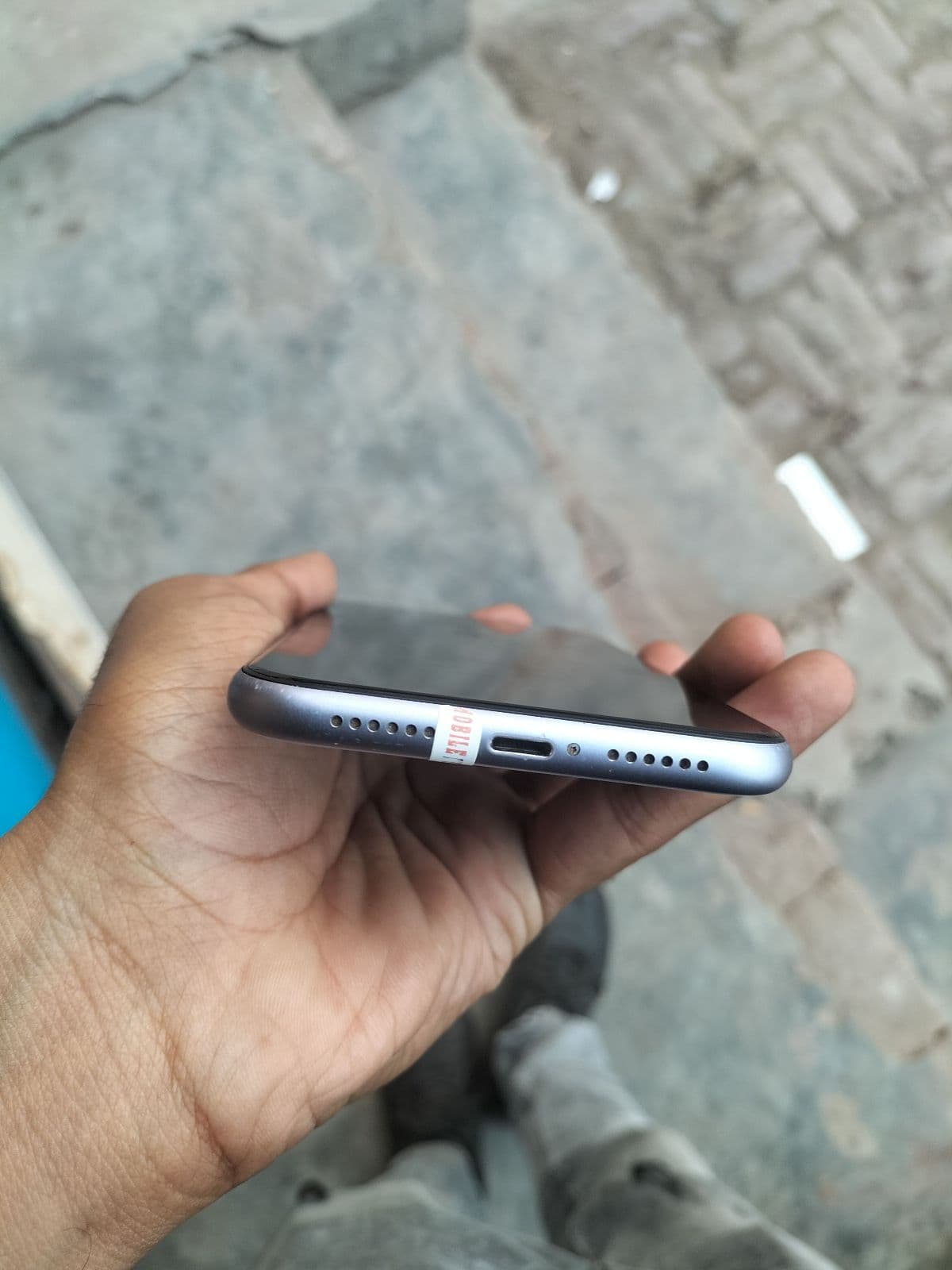 Apple iPhone 11 64GB in Purple — photo 3