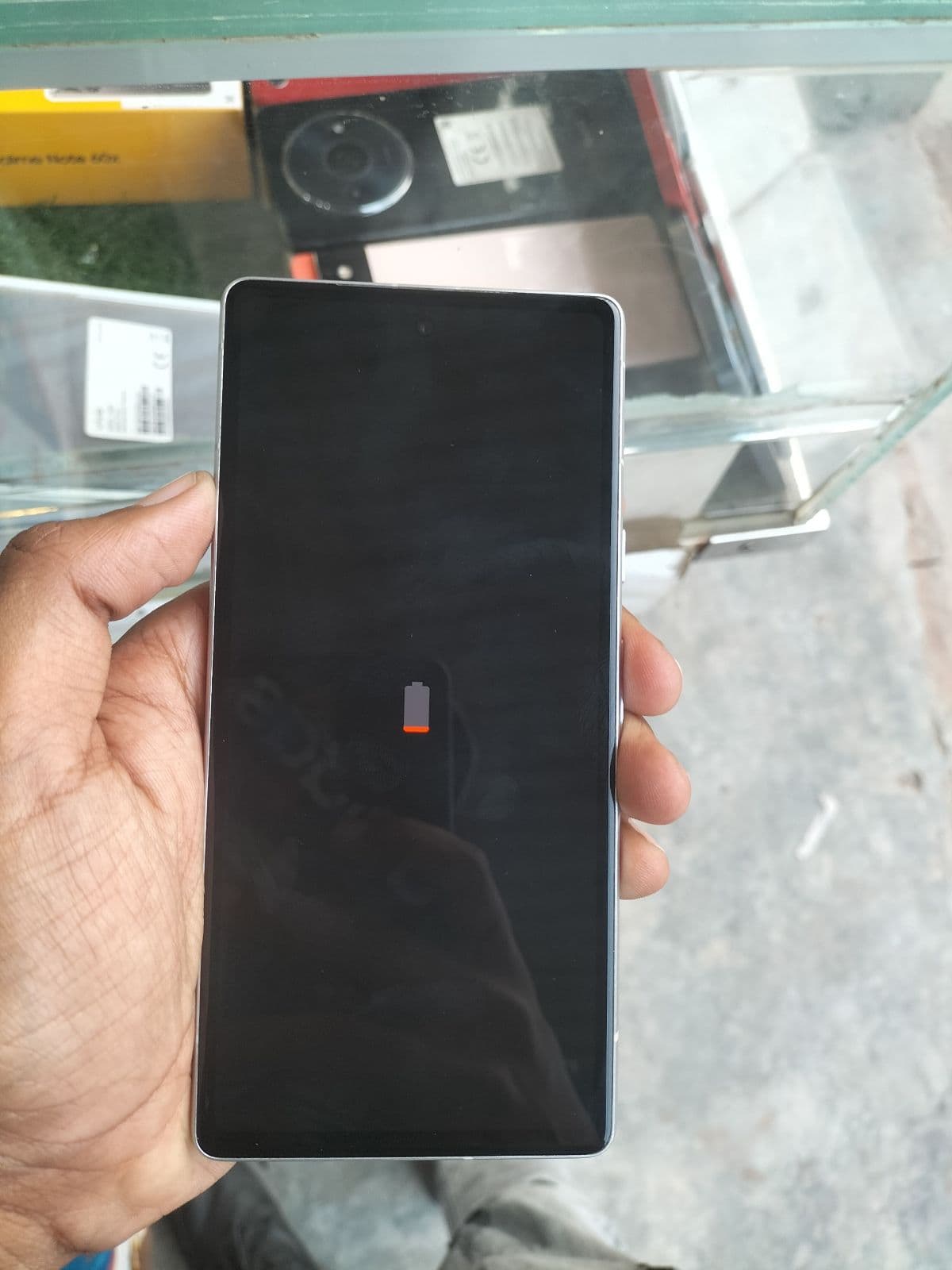Google Pixel 7a 8GB / 128GB in Snow — photo 2