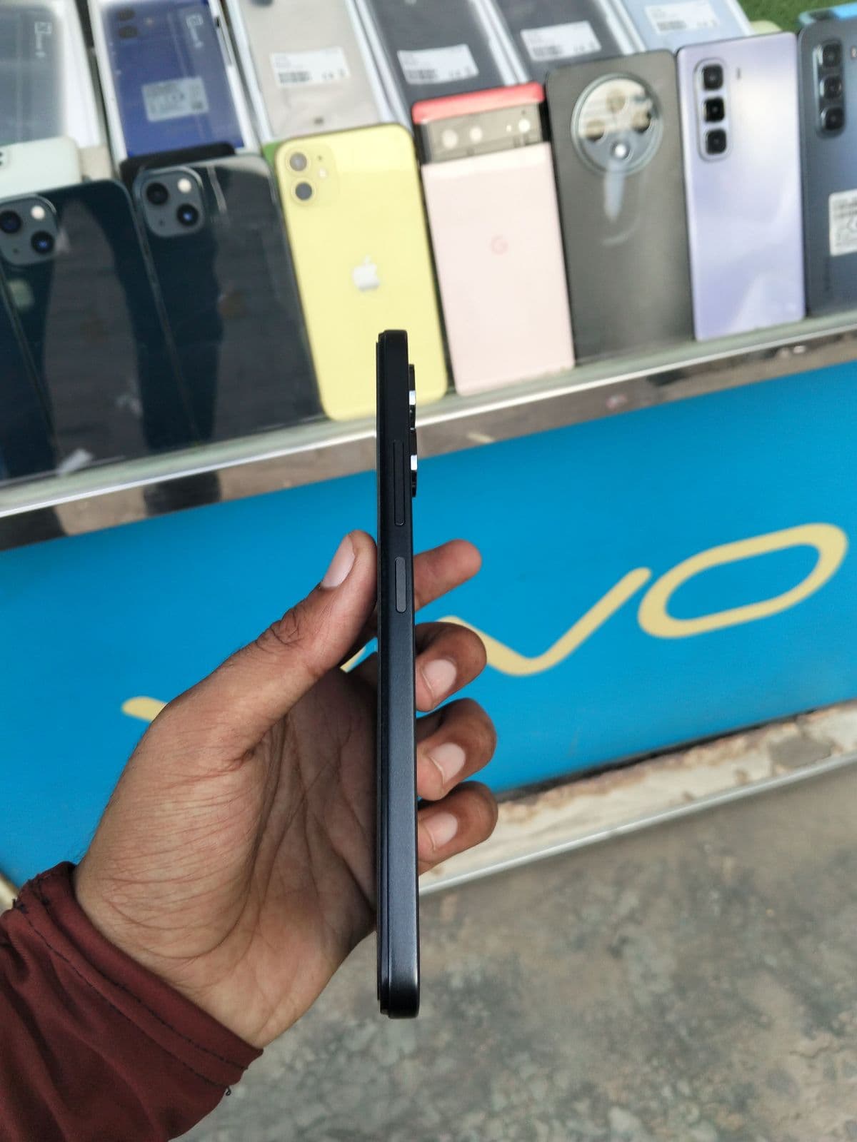 Infinix Smart 20 4GB / 64GB in Shadow Black — photo 4