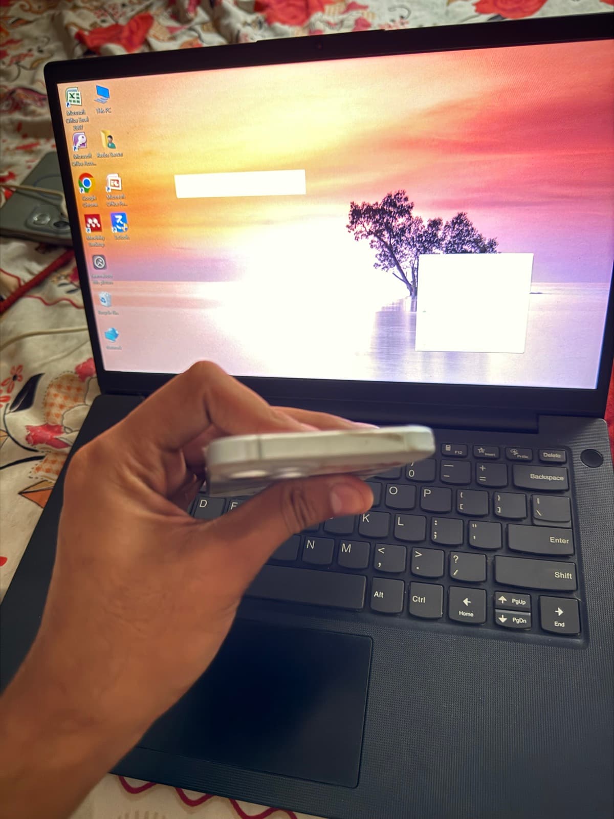 Apple iPhone 15 128GB in Blue — photo 2