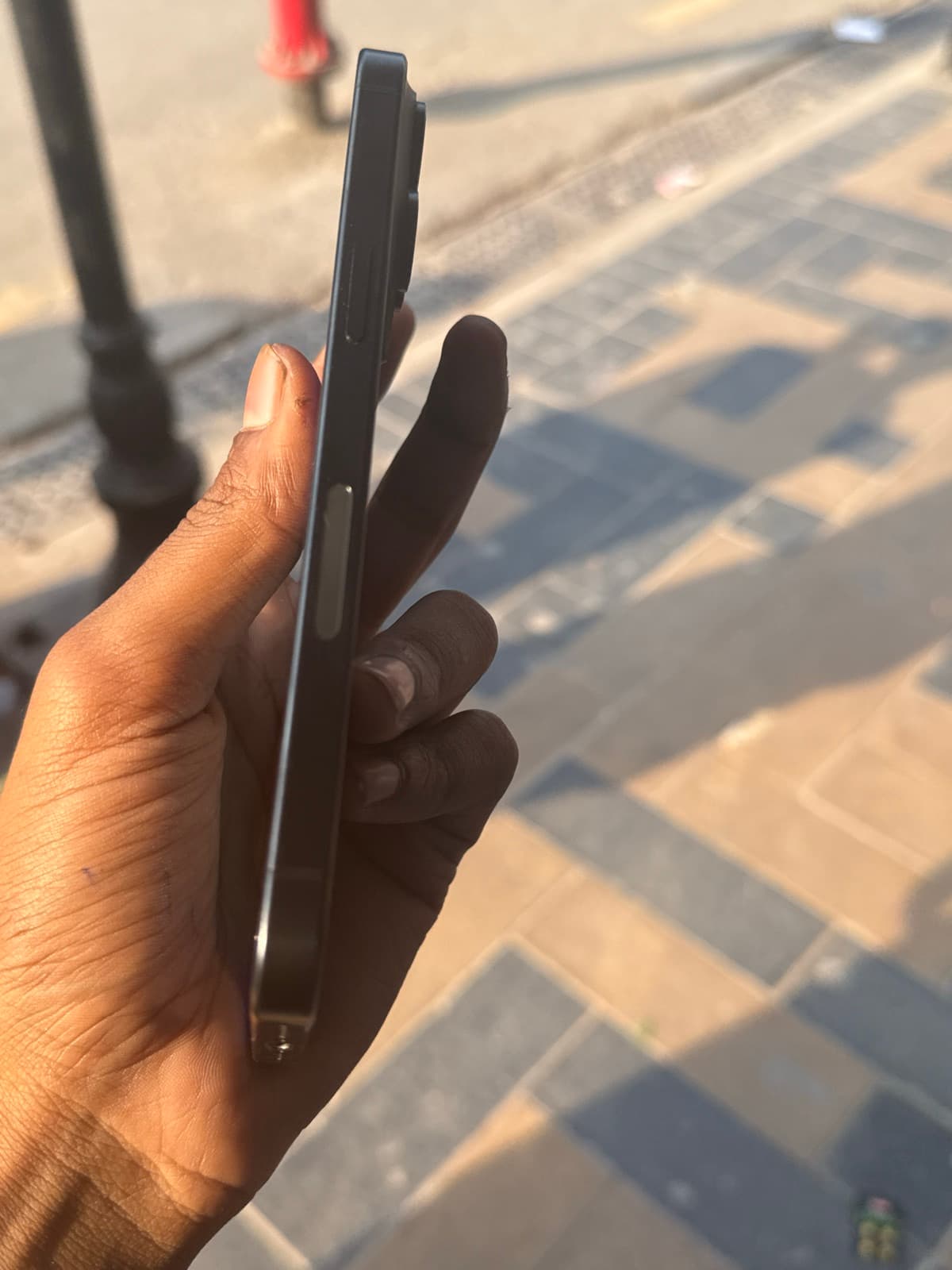 Apple iPhone 15 Pro Max 256GB in Black Titanium — photo 3