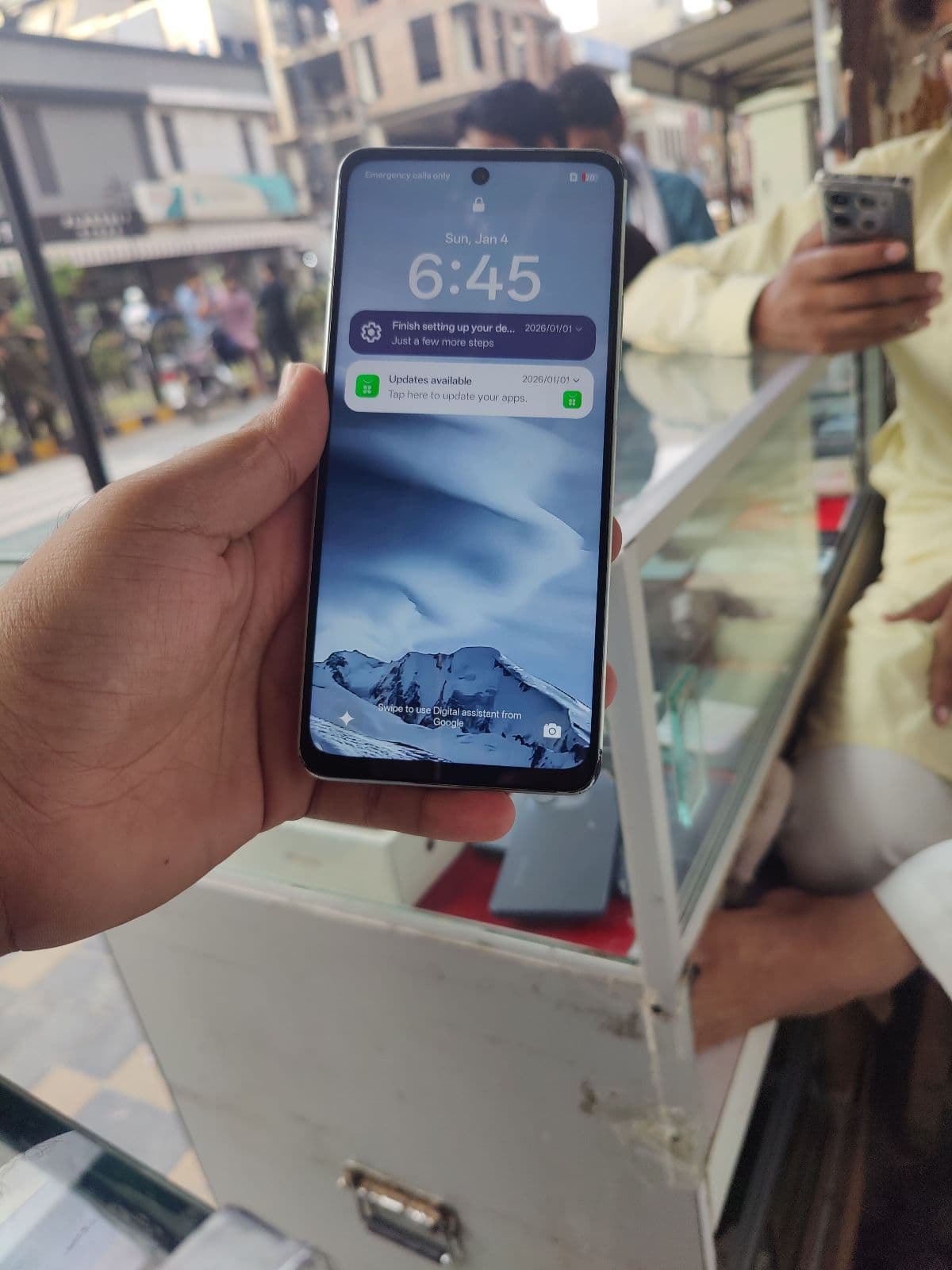 Oppo A5 Pro 8GB / 256GB in Olive Green — photo 3