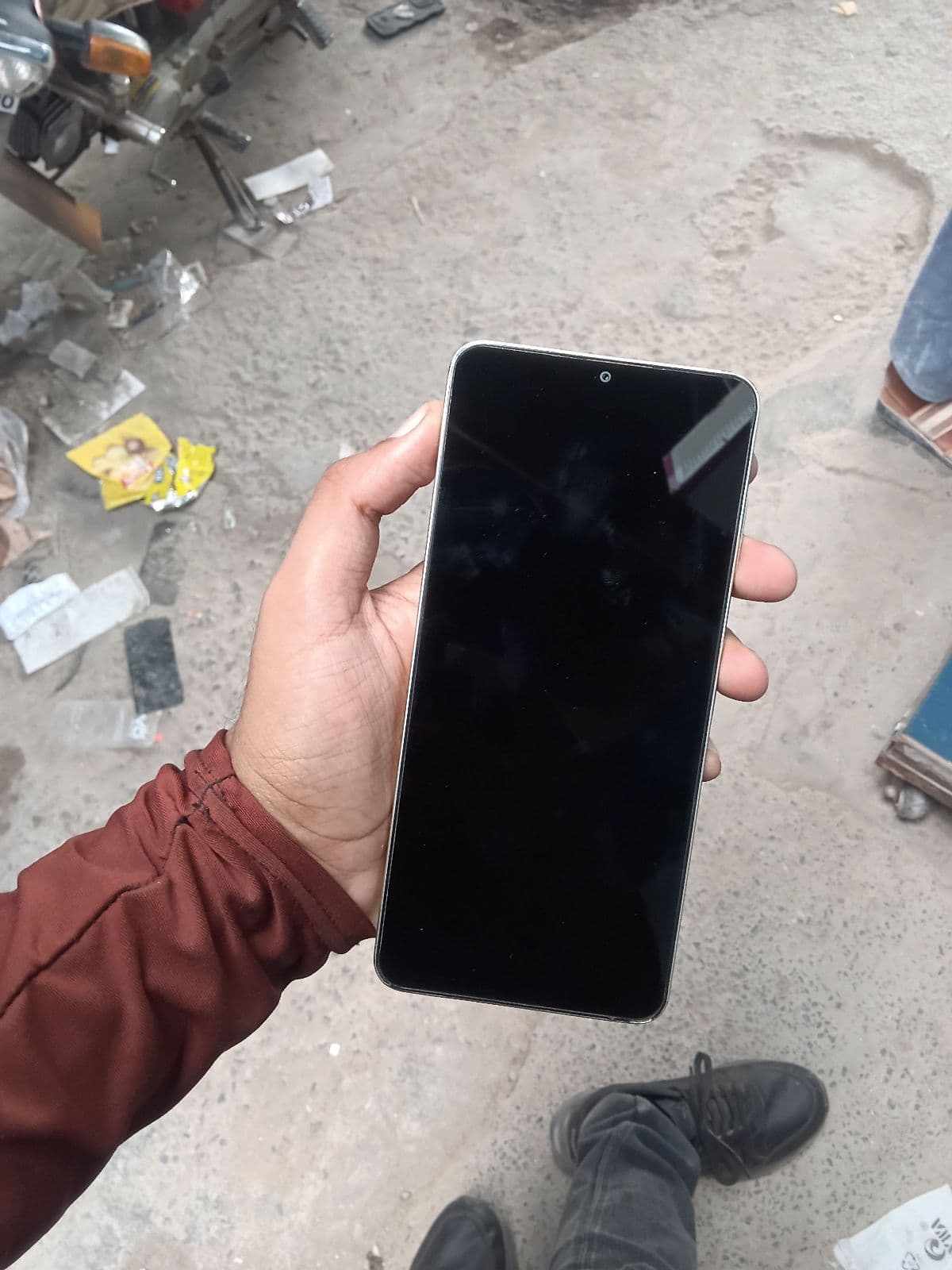 Samsung Galaxy A06 4GB / 128GB in Gold — photo 2