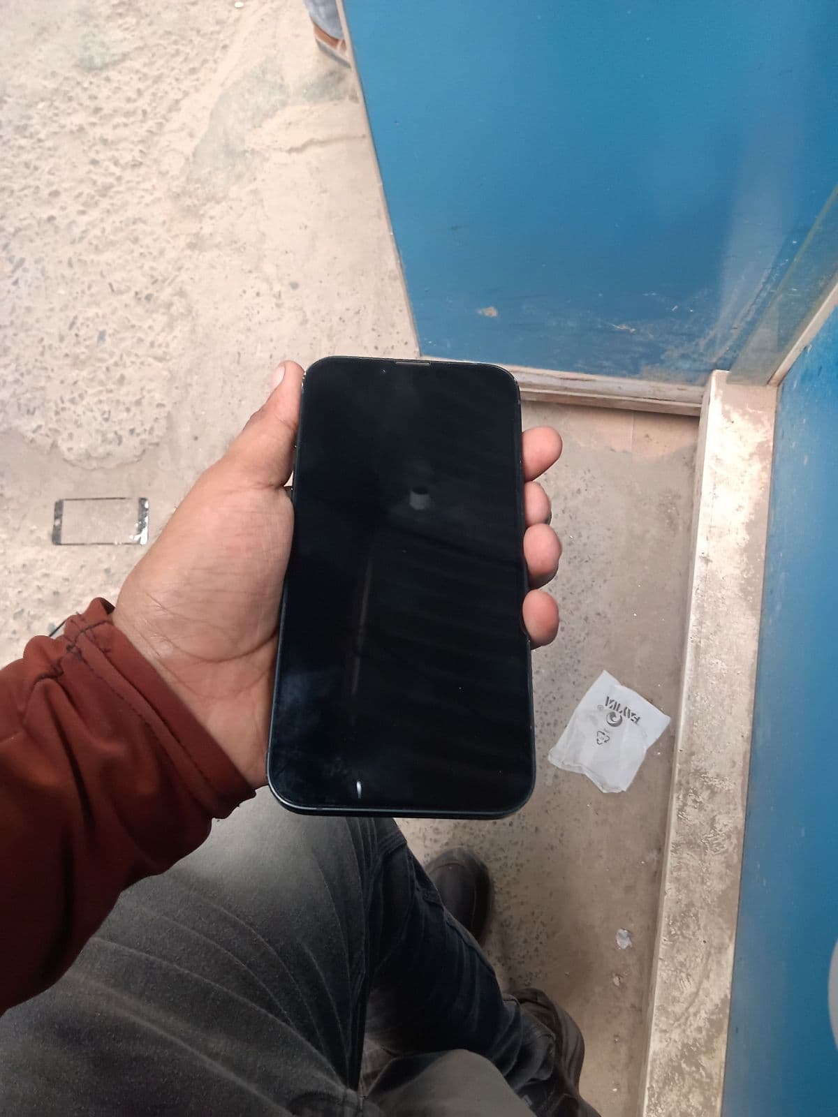 Apple iPhone 13 128GB in Blue — photo 2