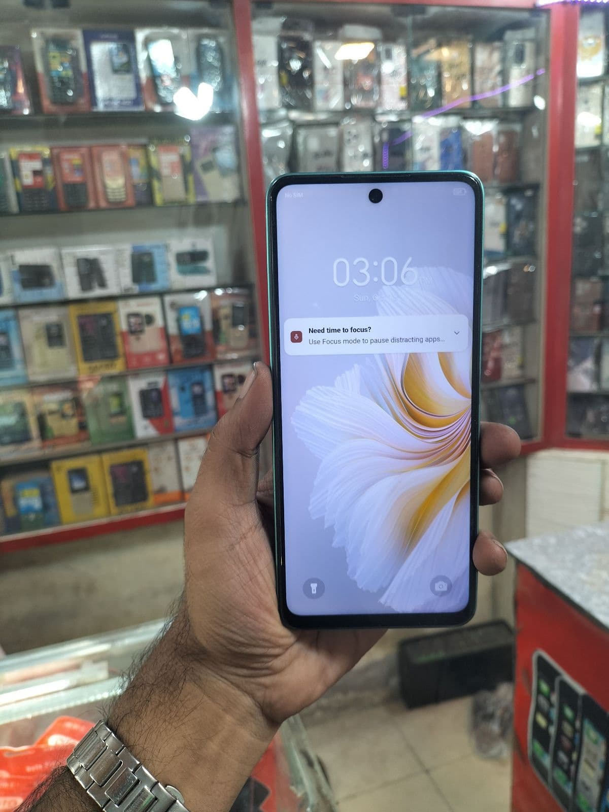 Tecno Camon 19 Neo 6GB / 128GB in Dreamland Green — photo 2