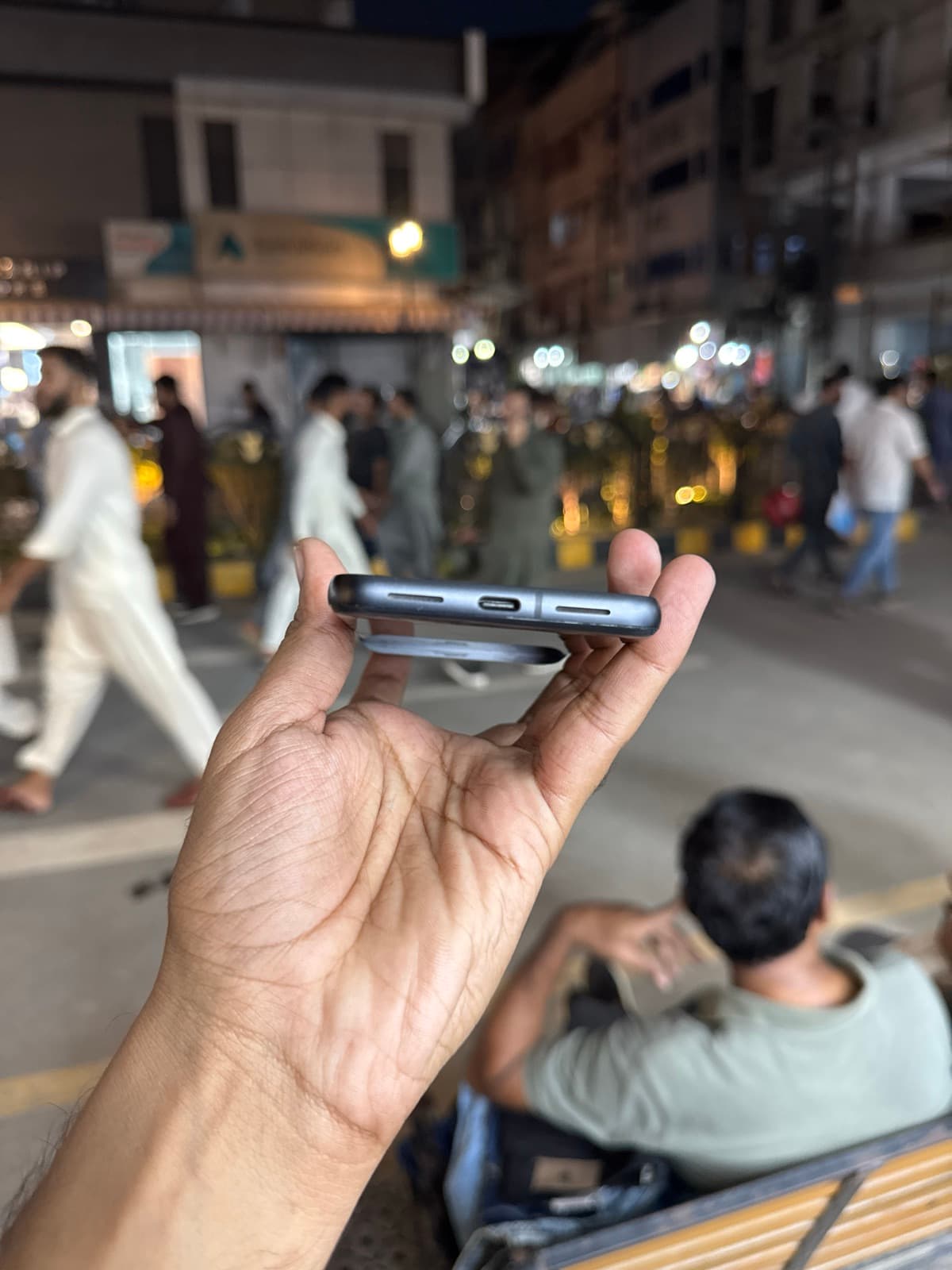Google Pixel 8 8GB / 128GB in Obsidian — photo 3