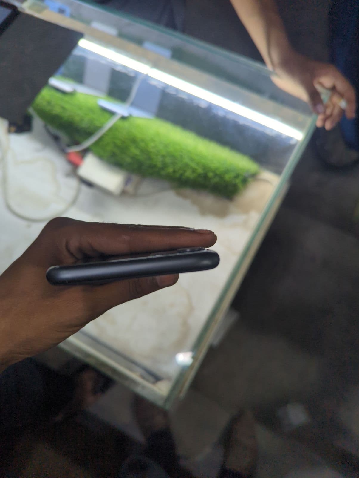 Apple iPhone 11 128GB in Black — photo 5