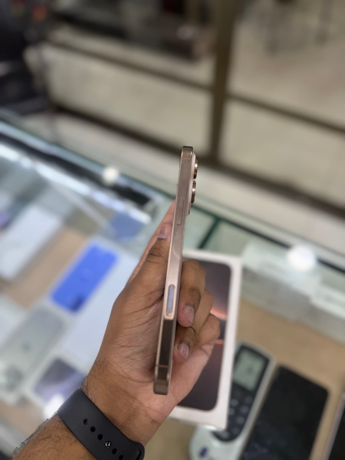 Apple iPhone 16 Pro Max 256GB in Desert Titanium — photo 3