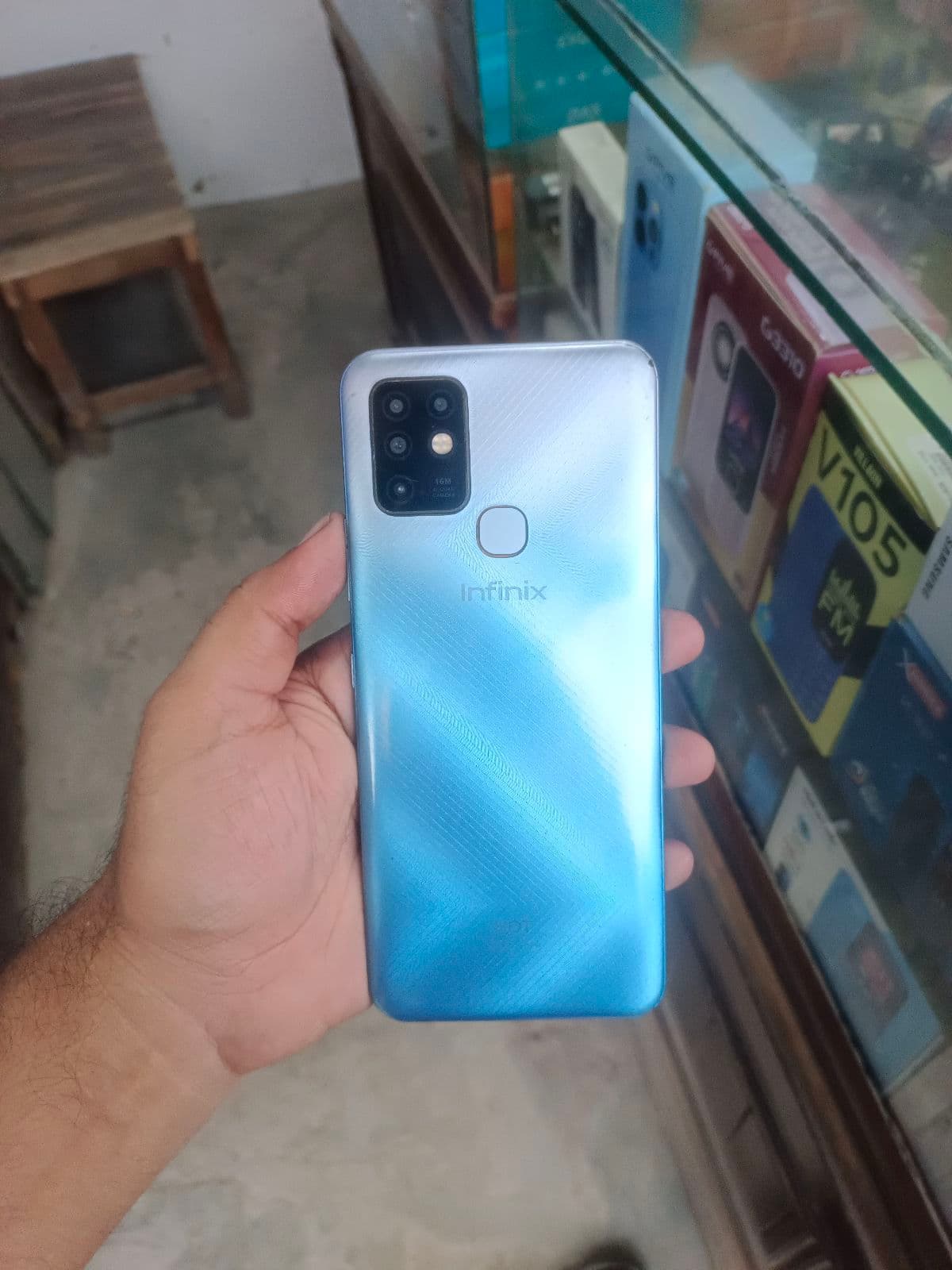 Infinix Hot 10 4GB / 64GB — photo 2