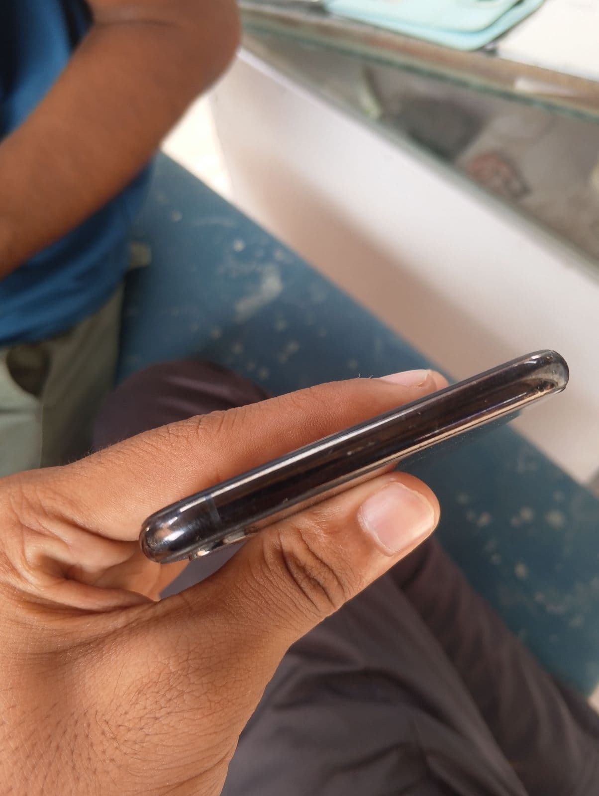 Apple iPhone XS Max 64GB in Space Gray — photo 5