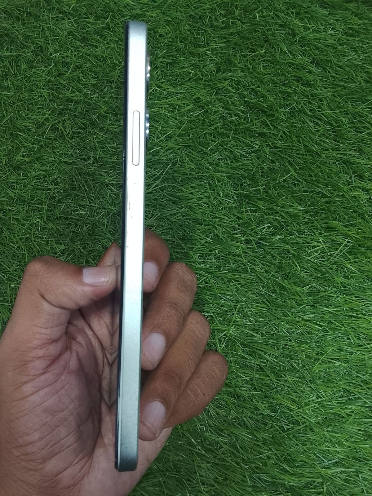 Realme Note 60x 4GB / 64GB in Wilderness Green — photo 3
