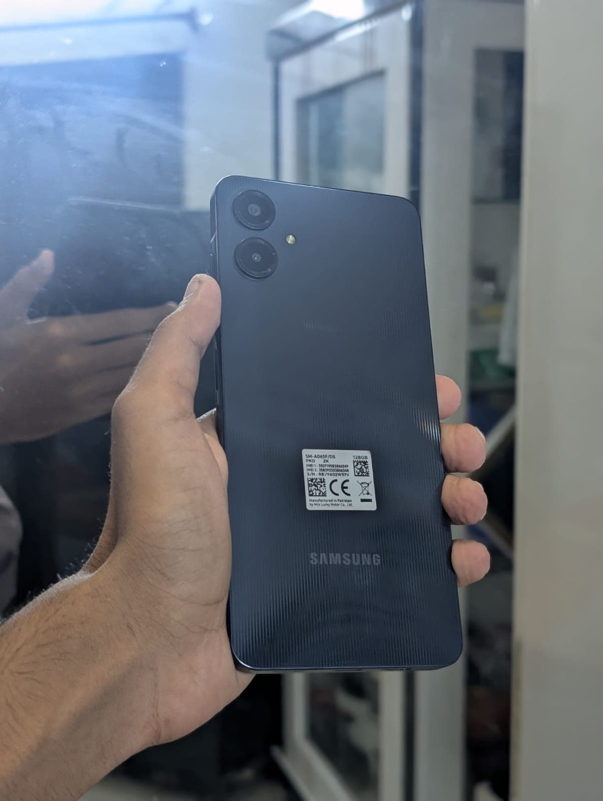 Galaxy A06 · 6GB / 128GB