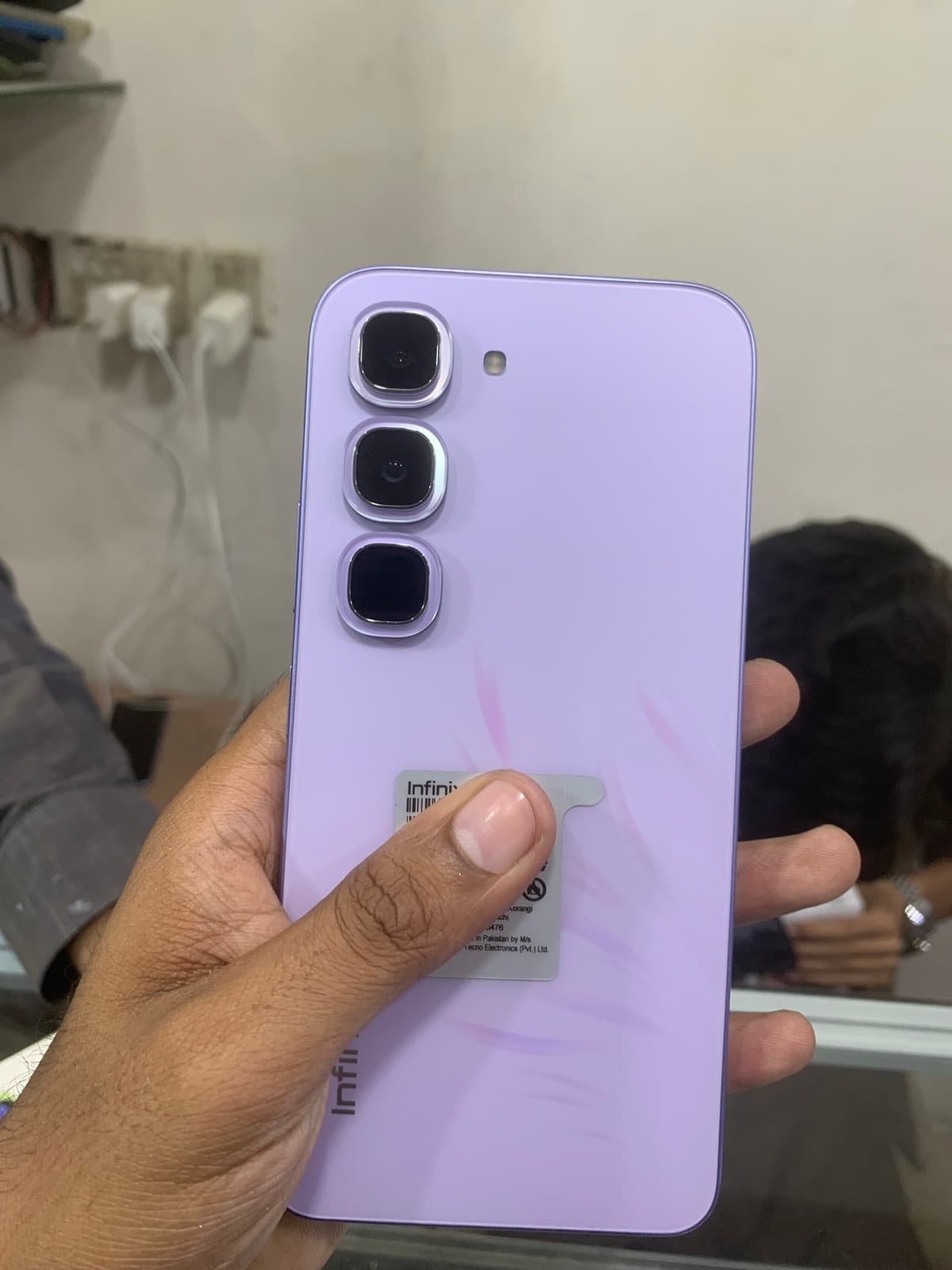 Infinix Hot 70 Pro 5G 8GB / 128GB in Silk Glow Purple — photo 1