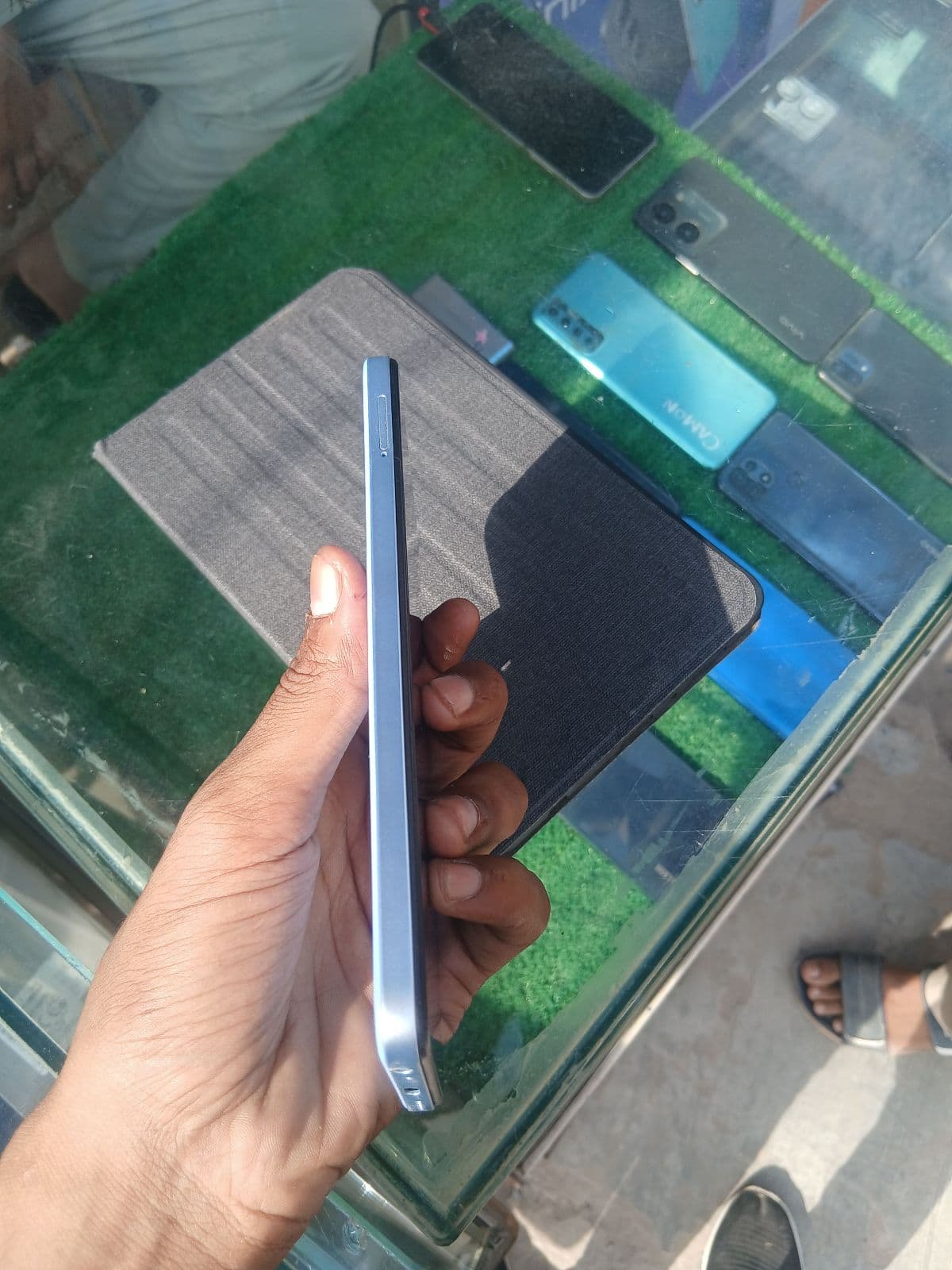 Tecno Spark 10C 4GB / 128GB in Meta Blue — photo 5