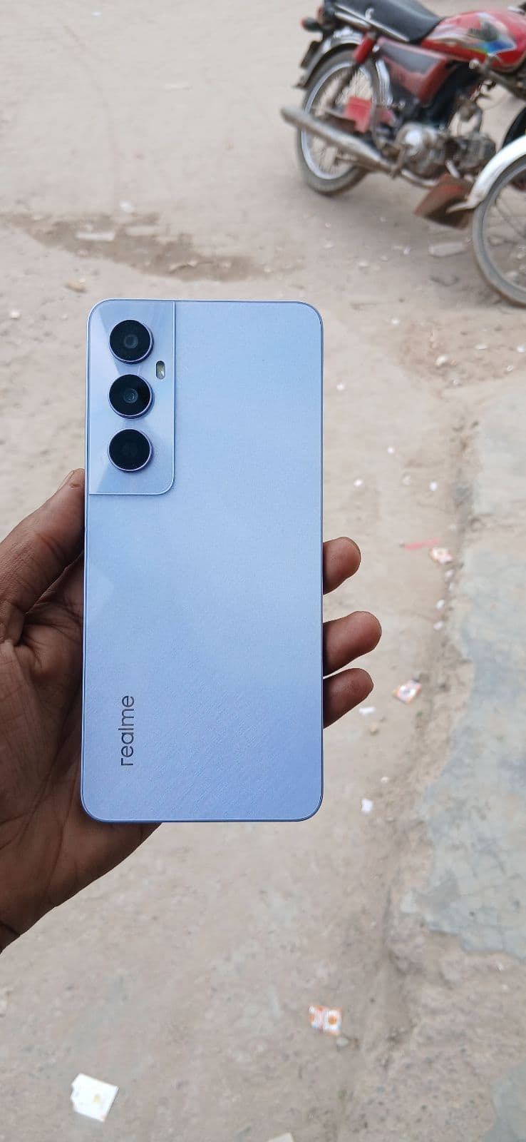 Realme C65 · 8GB / 256GB