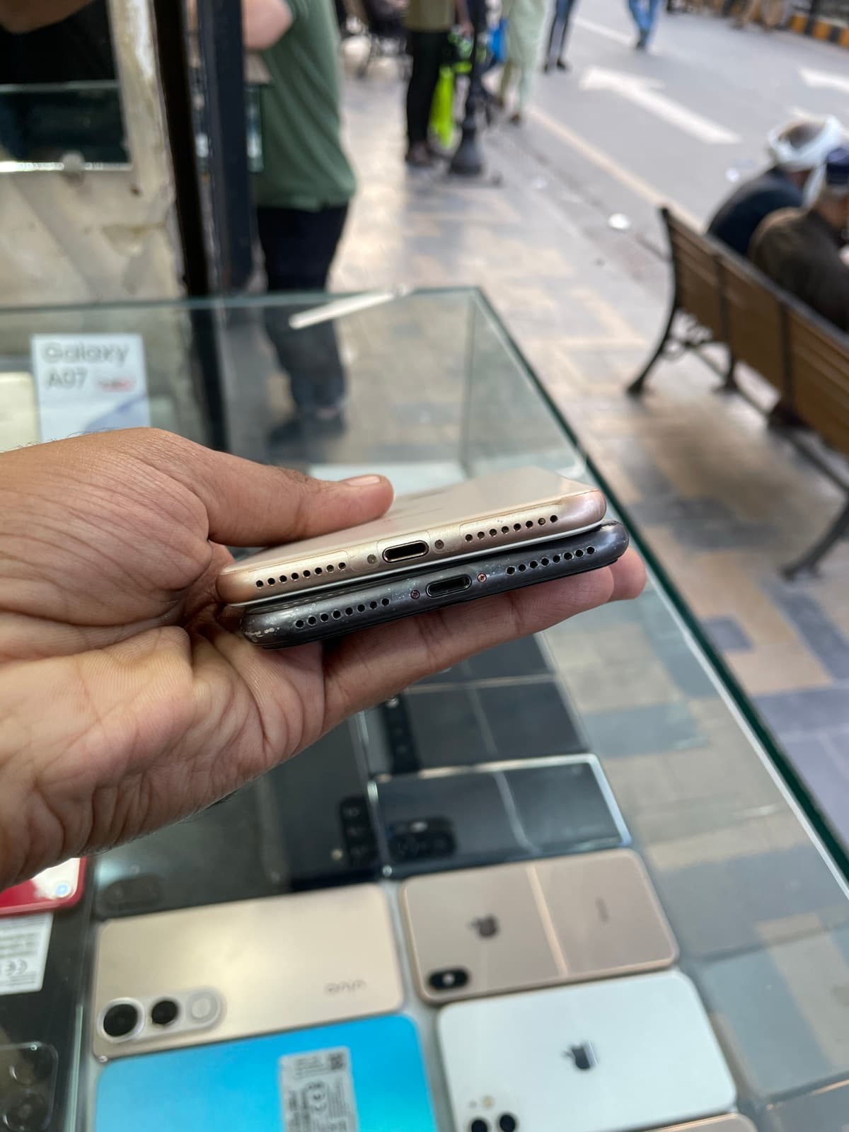 Apple iPhone 8 Plus 64GB in Space Gray — photo 2