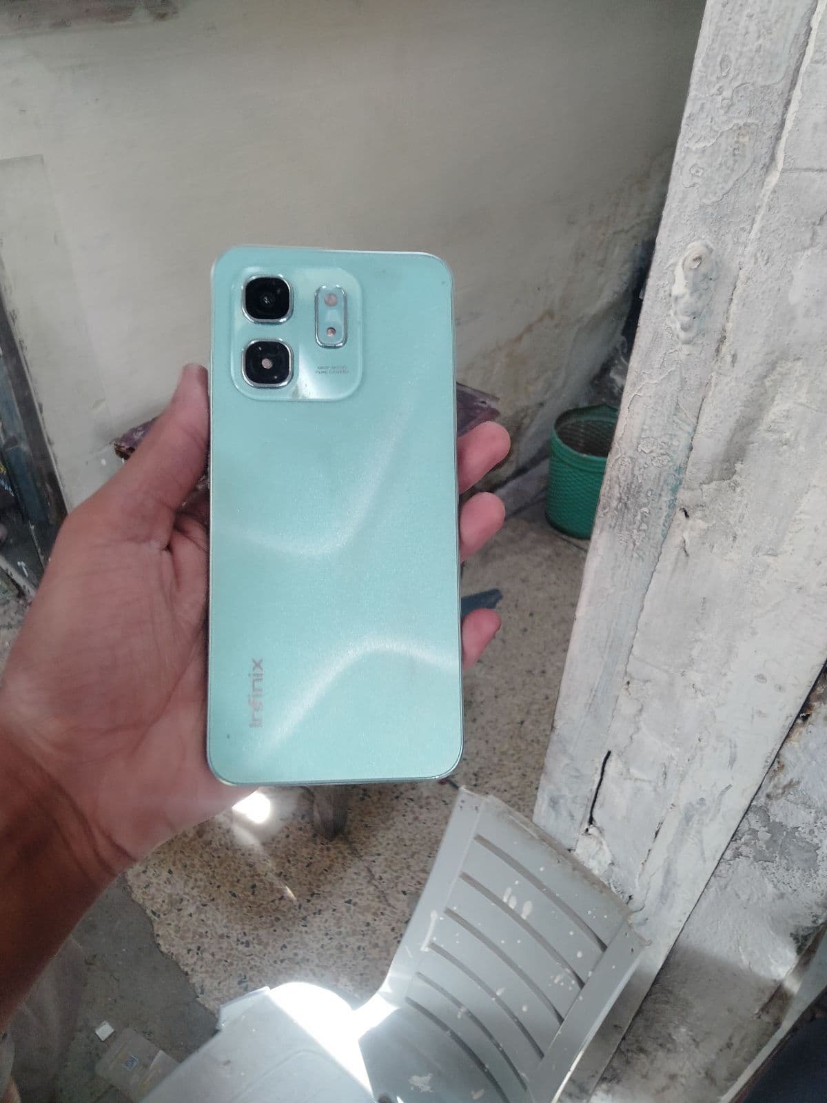 Infinix Hot 50i · 6GB / 128GB