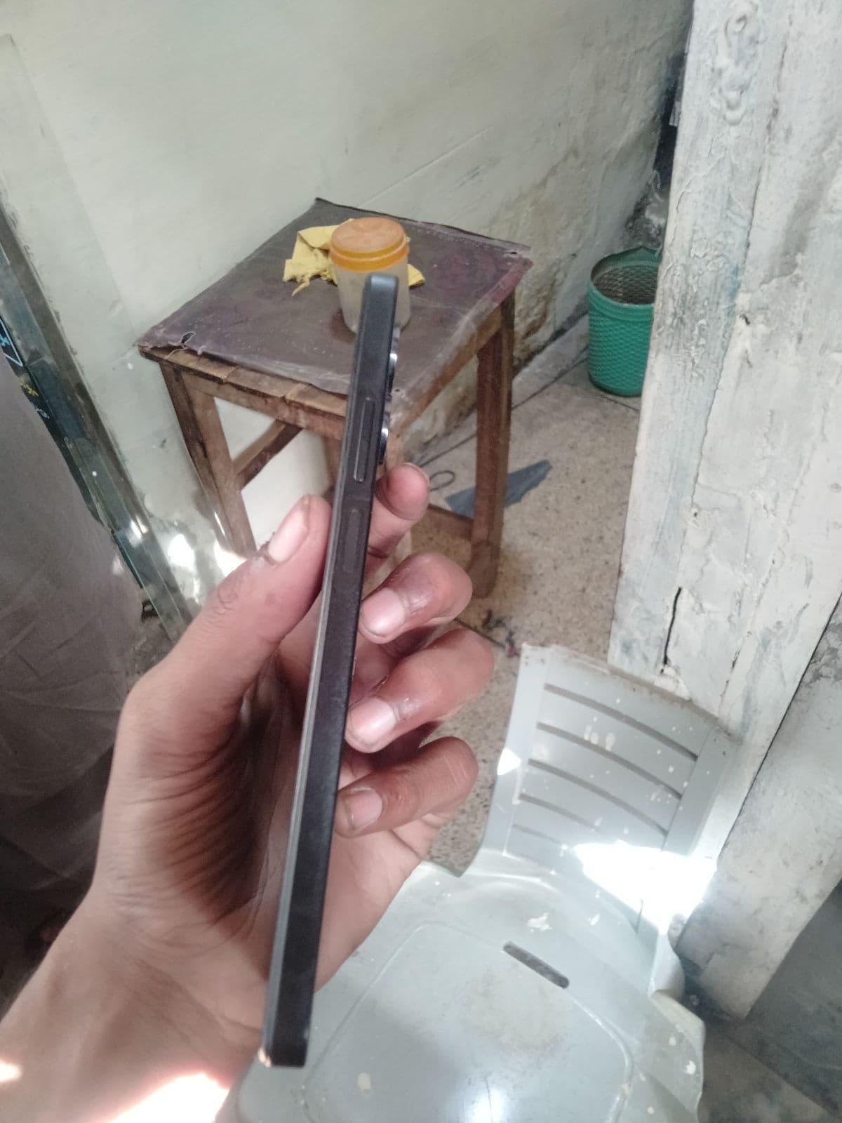 Realme C51 4GB / 64GB in Carbon Black — photo 5