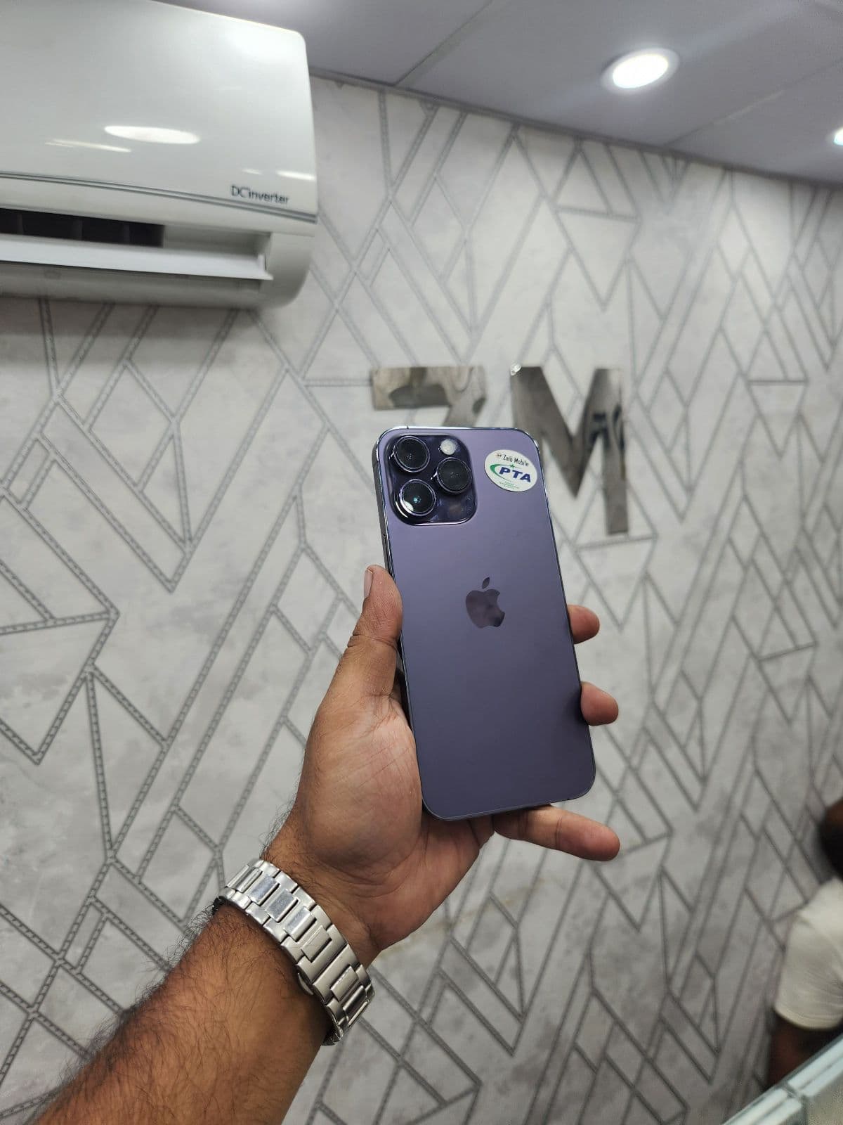 iPhone 14 Pro Max · 256GB