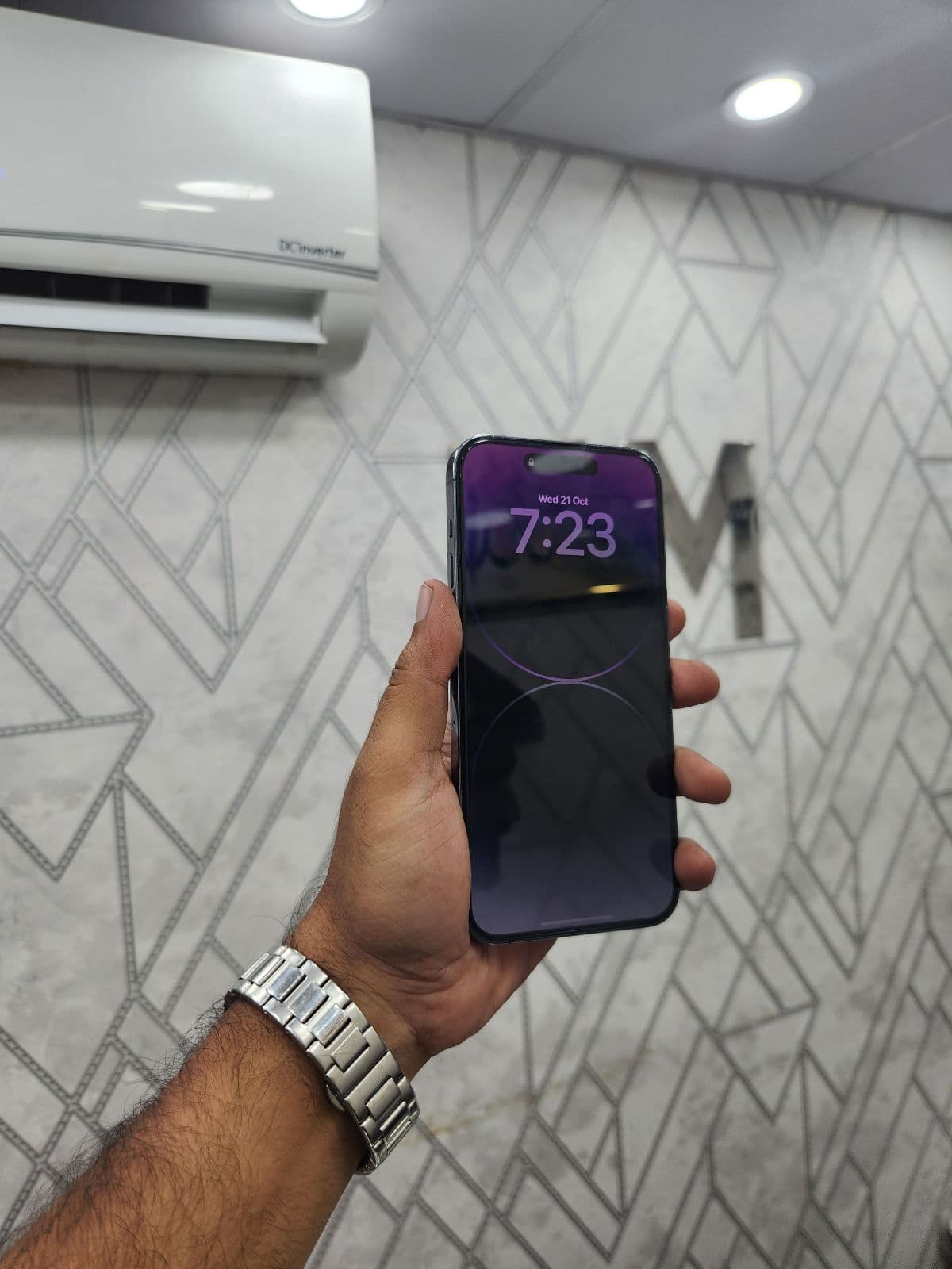 Apple iPhone 14 Pro Max 256GB in Deep Purple — photo 2