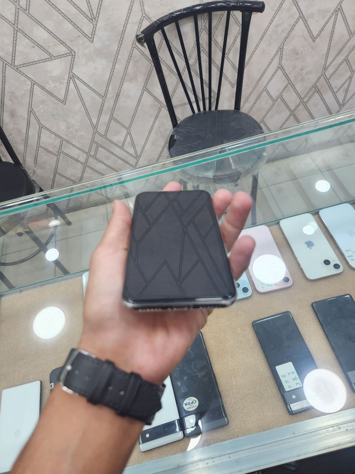 Apple iPhone X 64GB in Silver — photo 4