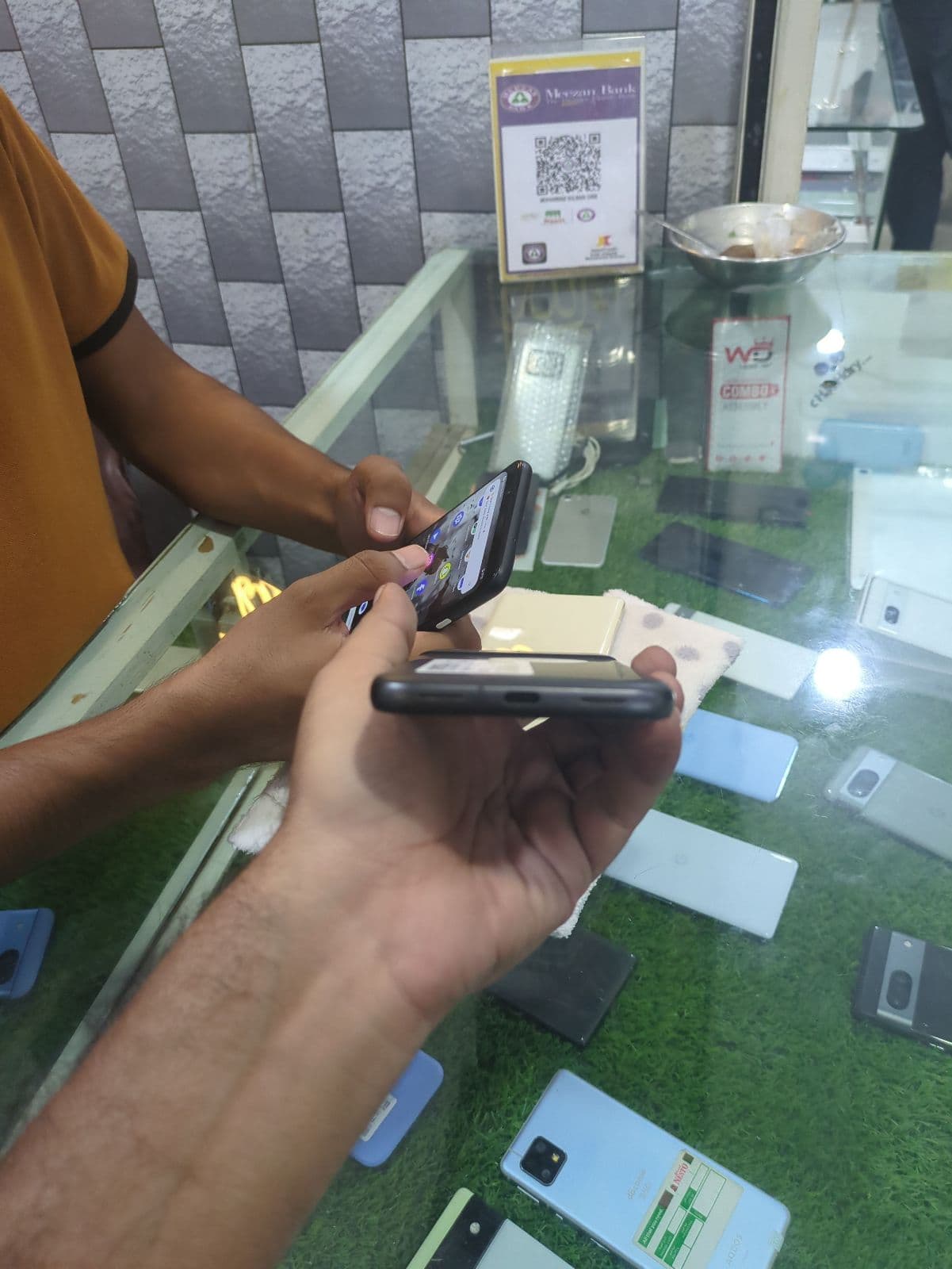 Google Pixel 8a 8GB / 128GB in Obsidian — photo 5