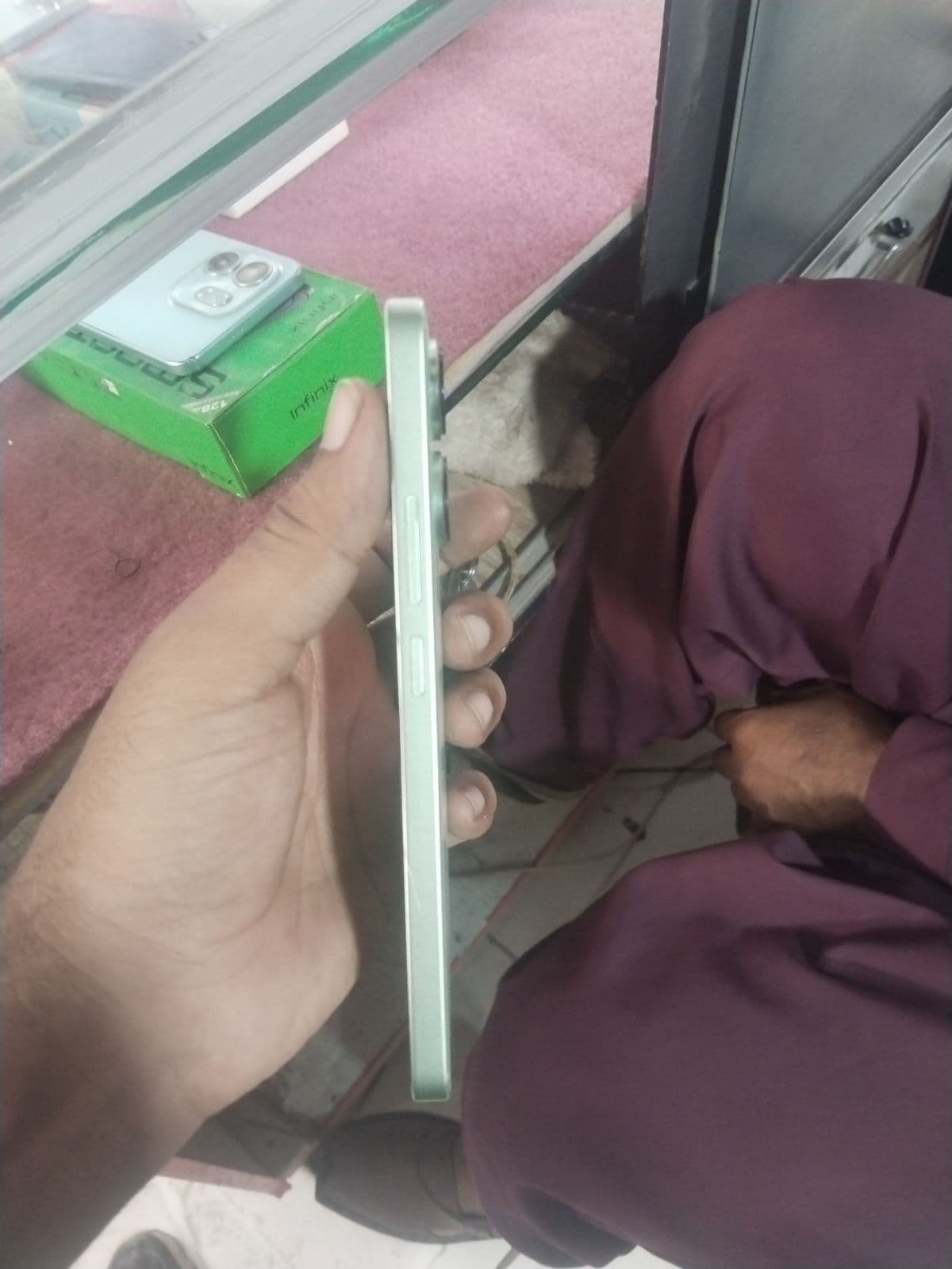 Xiaomi Redmi Note 13 8GB / 256GB in Mint Green — photo 4