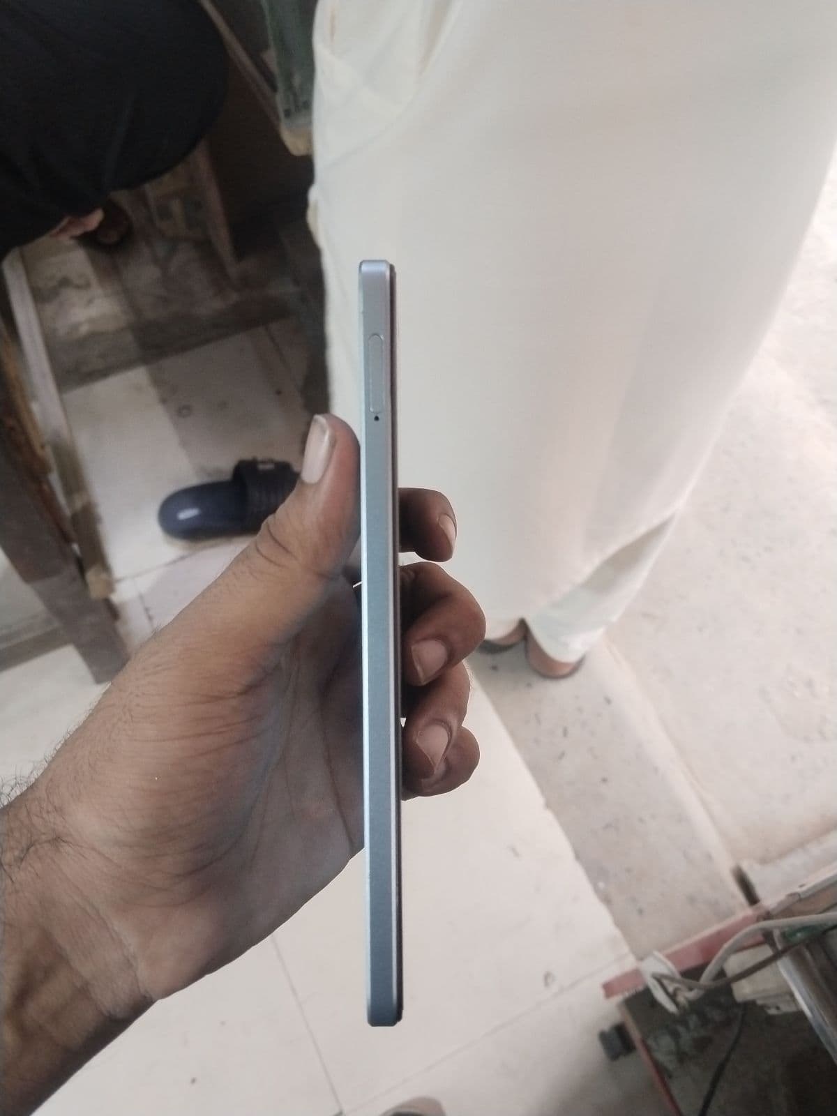 Oppo A3x 4GB / 128GB in Ocean Blue — photo 3