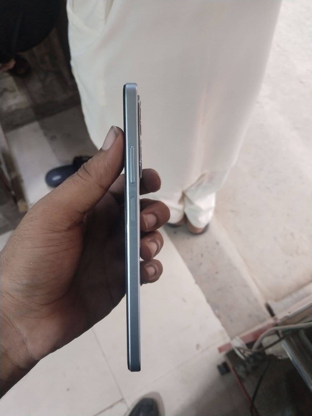 Oppo A3x 4GB / 128GB in Ocean Blue — photo 4