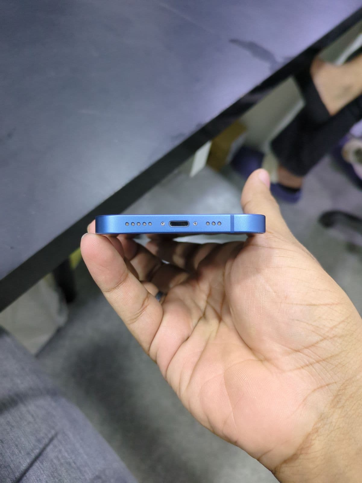 Apple iPhone 13 128GB in Blue — photo 4