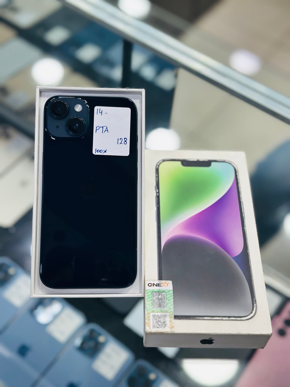 iPhone 14 · 128GB