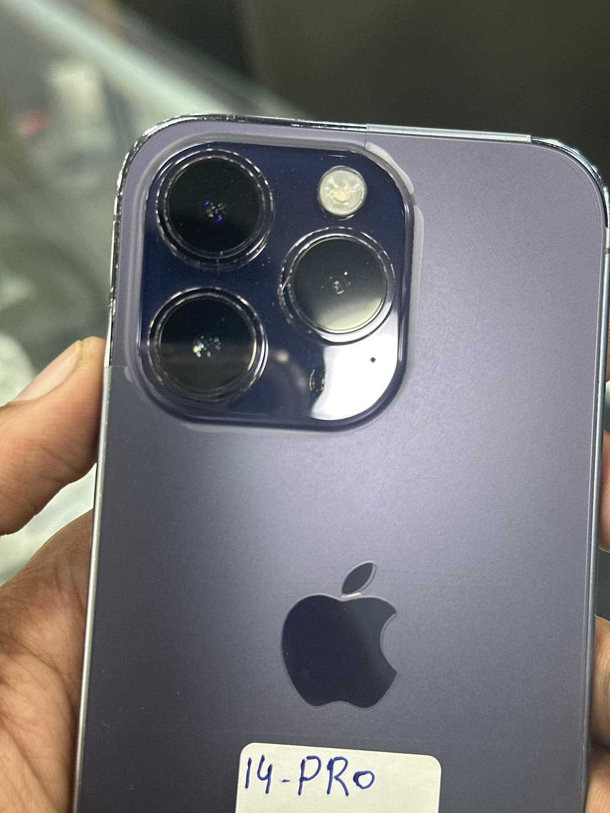 Apple iPhone 14 Pro 128GB in Deep Purple — photo 3
