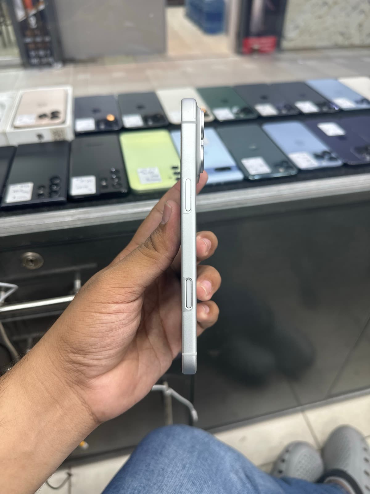 Apple iPhone 17 Pro Max 256GB in Silver — photo 4