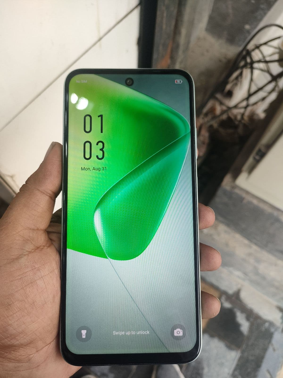 Infinix Hot 50i 6GB / 128GB in Sea Blue — photo 2