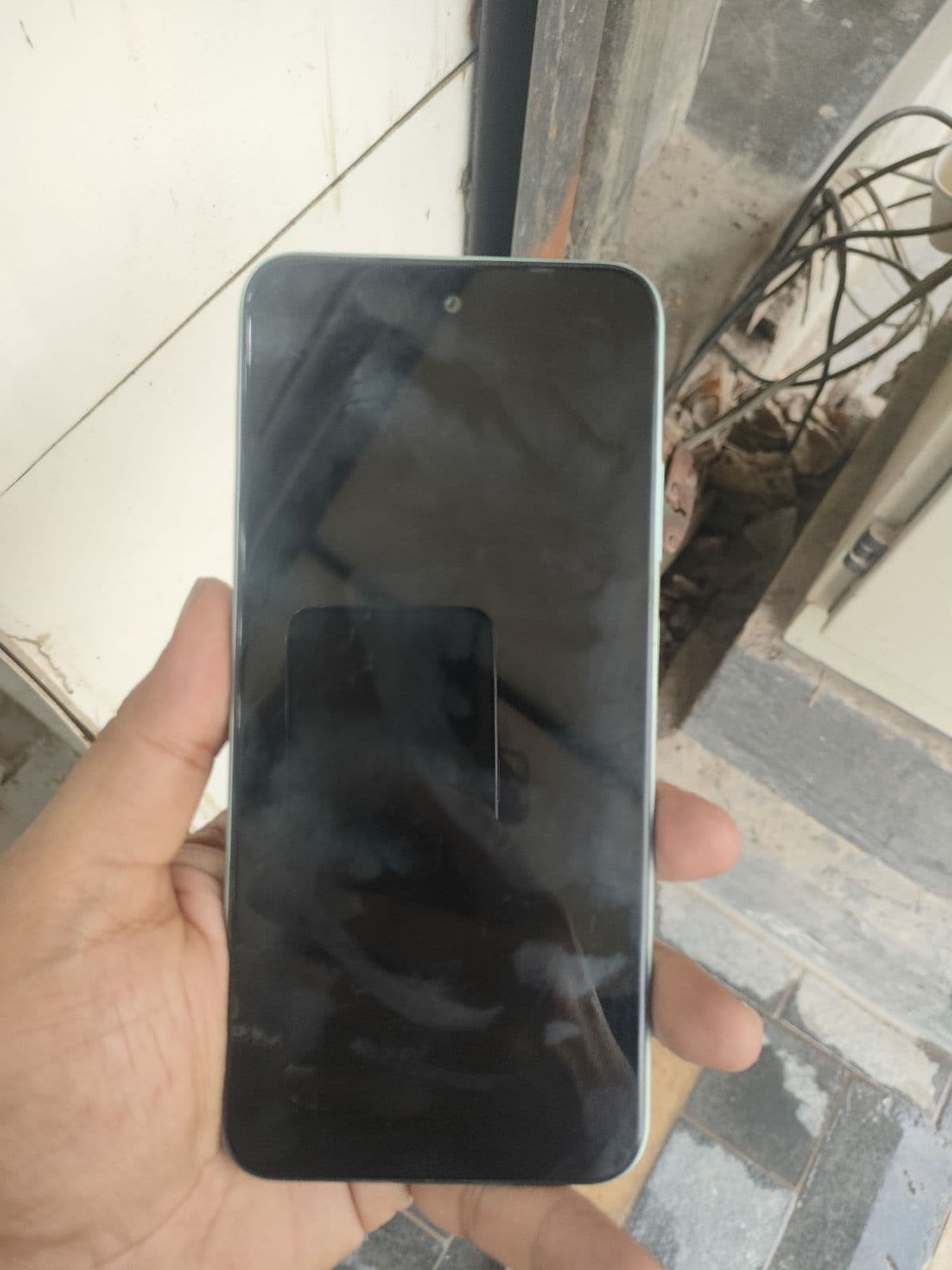 Infinix Hot 50i 6GB / 128GB in Sea Blue — photo 1