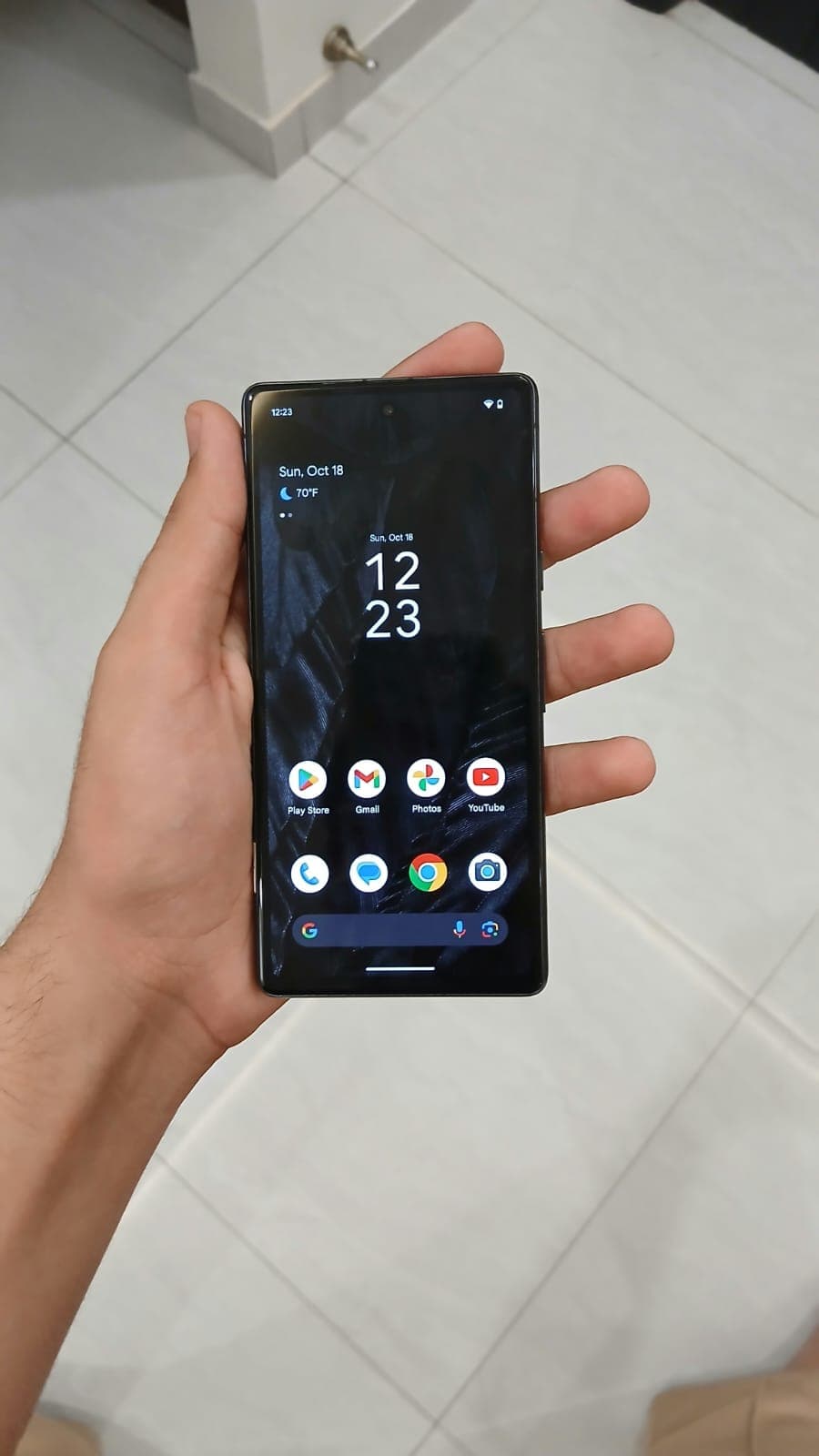 Google Pixel 7a 8GB / 128GB in Charcoal — photo 2